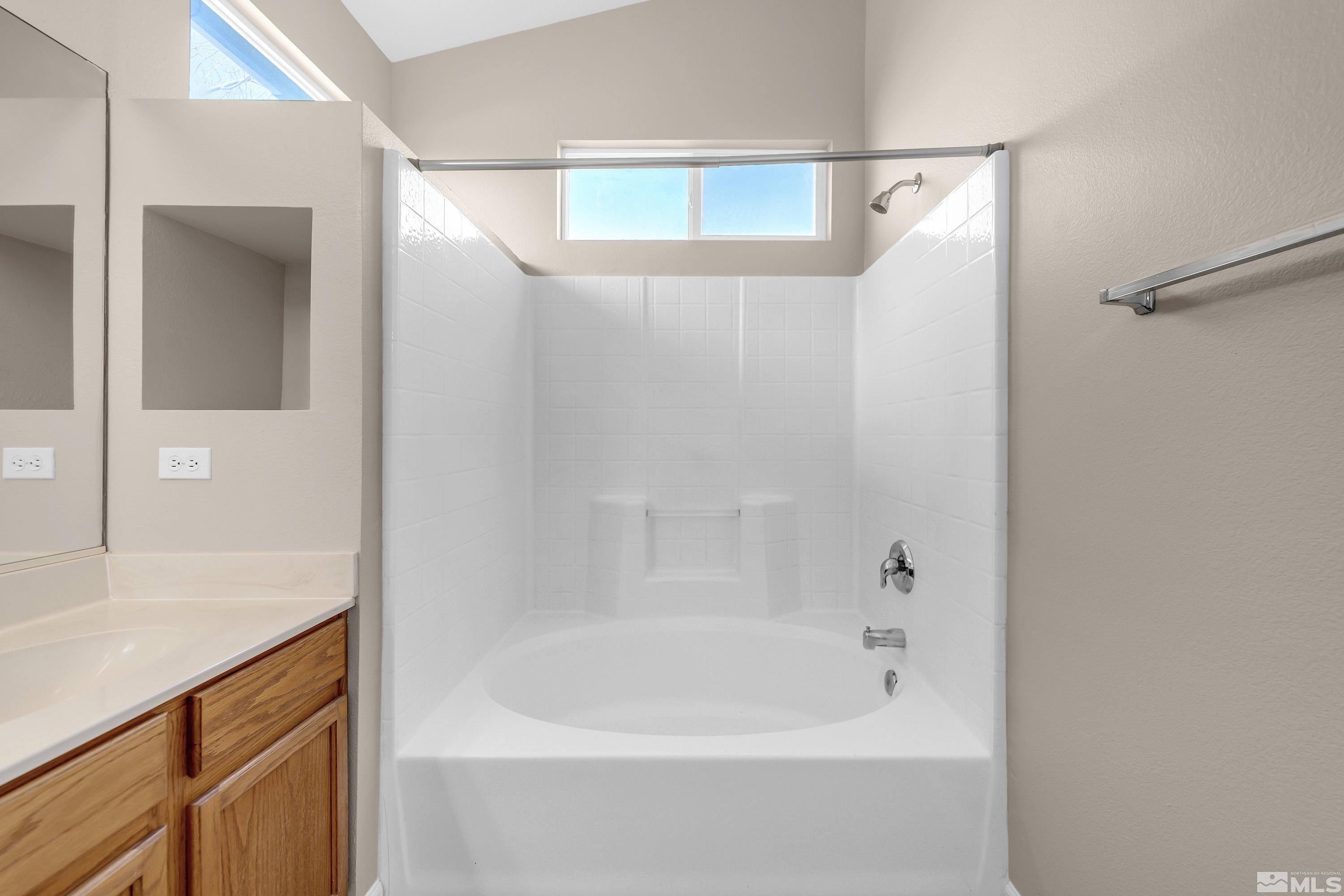 9570 Crystalline Dr Property Photo 23