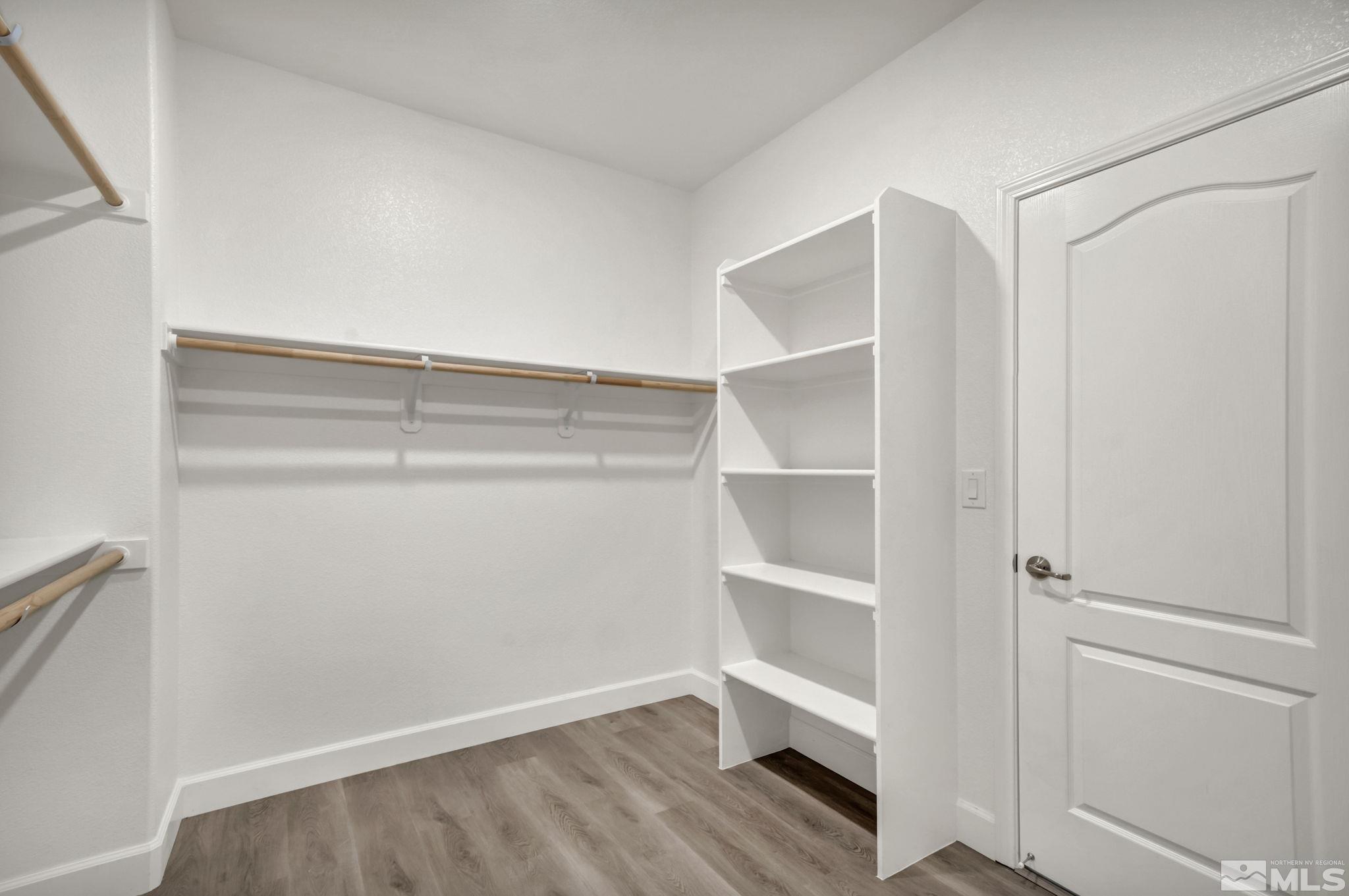 6113 Red Sun Dr. Property Photo 20