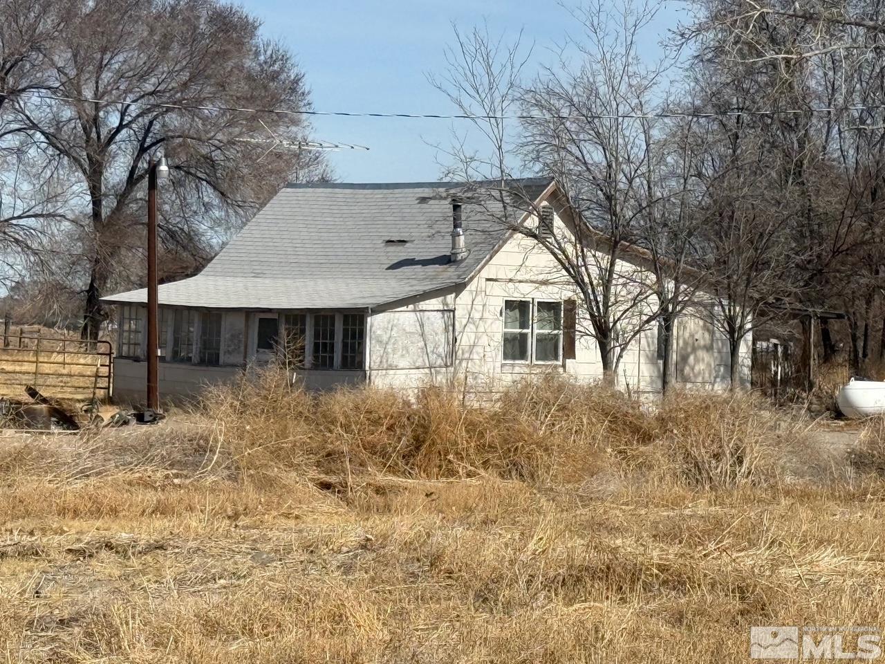 4904 Saint Clair Rd Property Photo 1