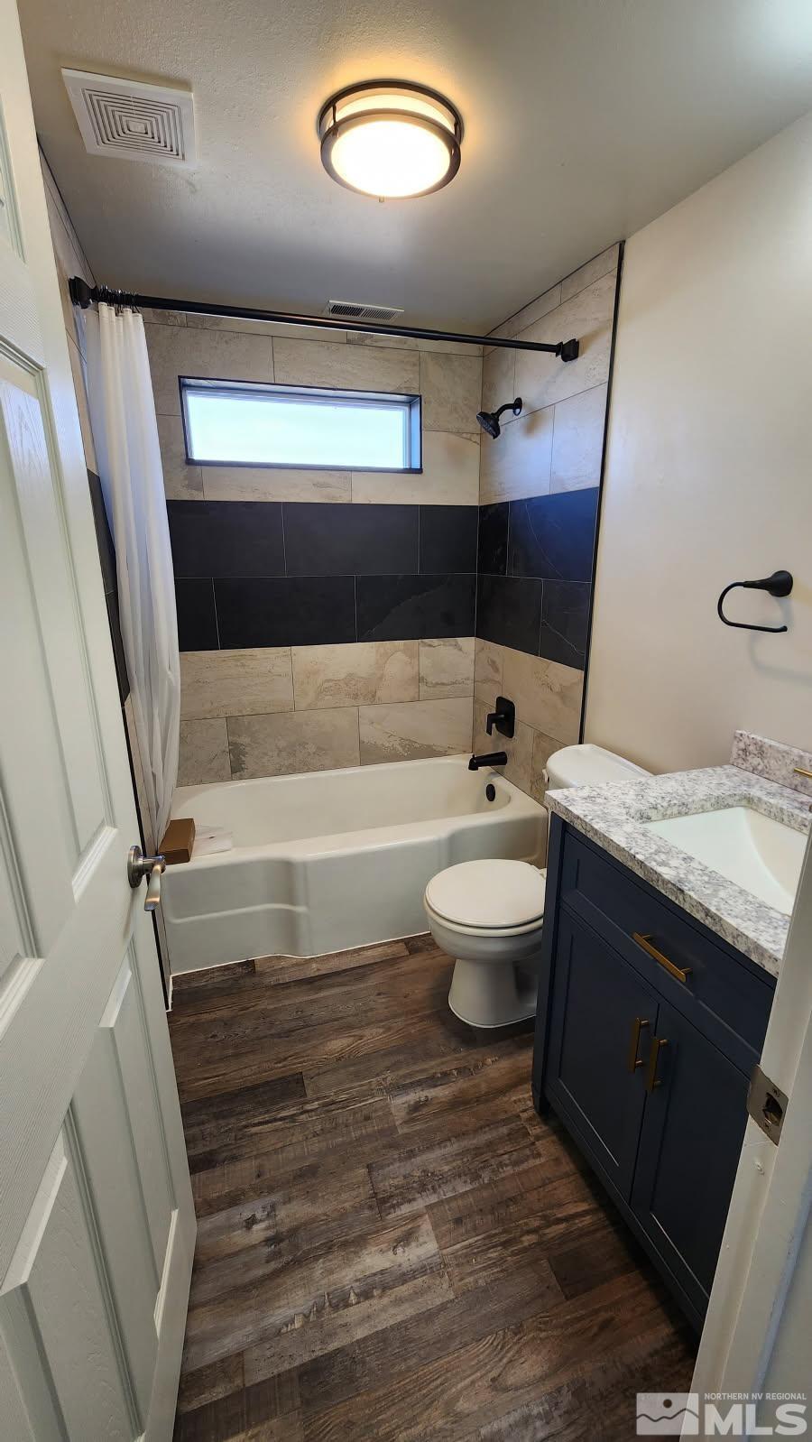 4904 Saint Clair Rd Property Photo 3