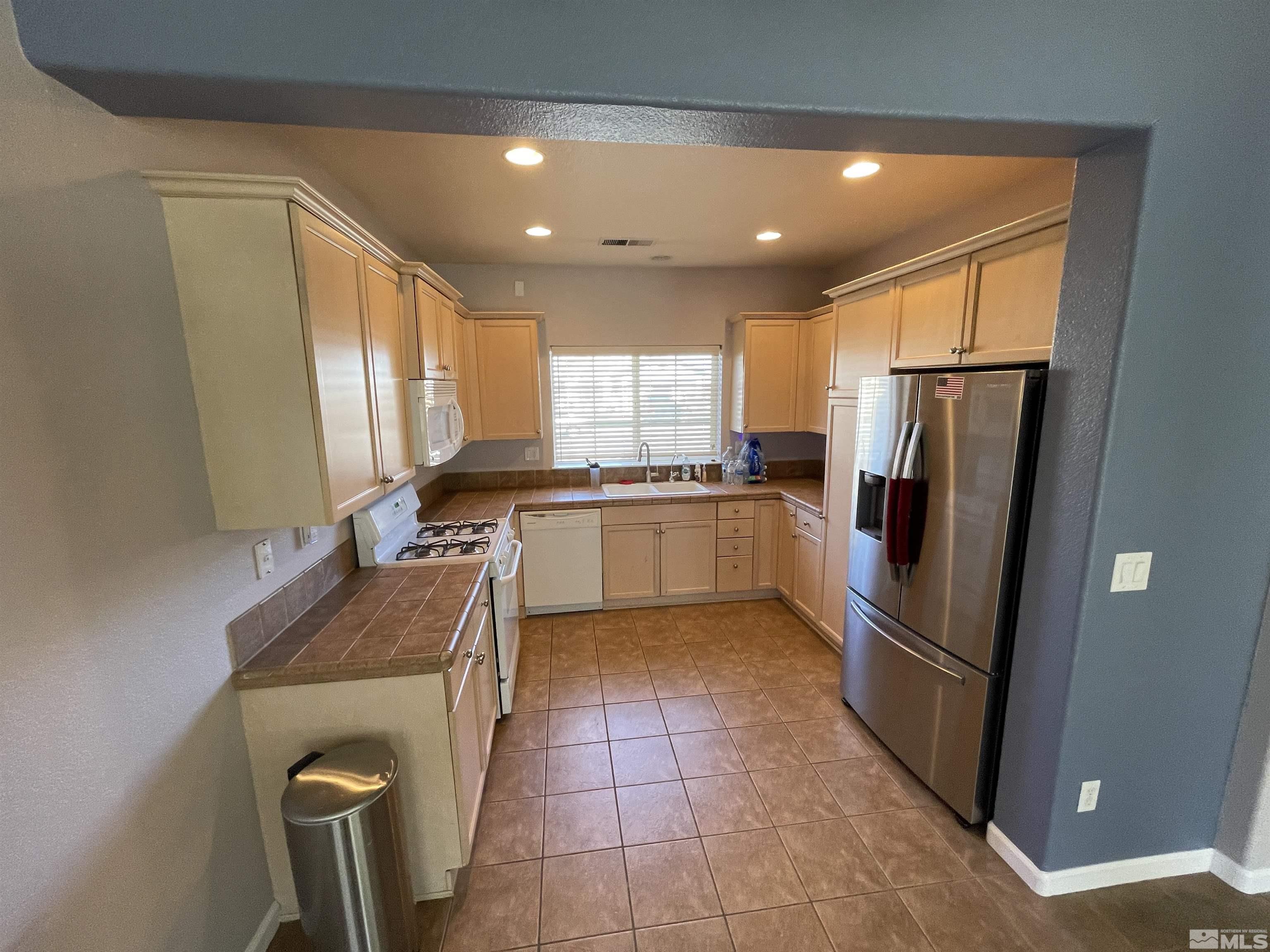158 Desert Springs Ln Property Photo 8