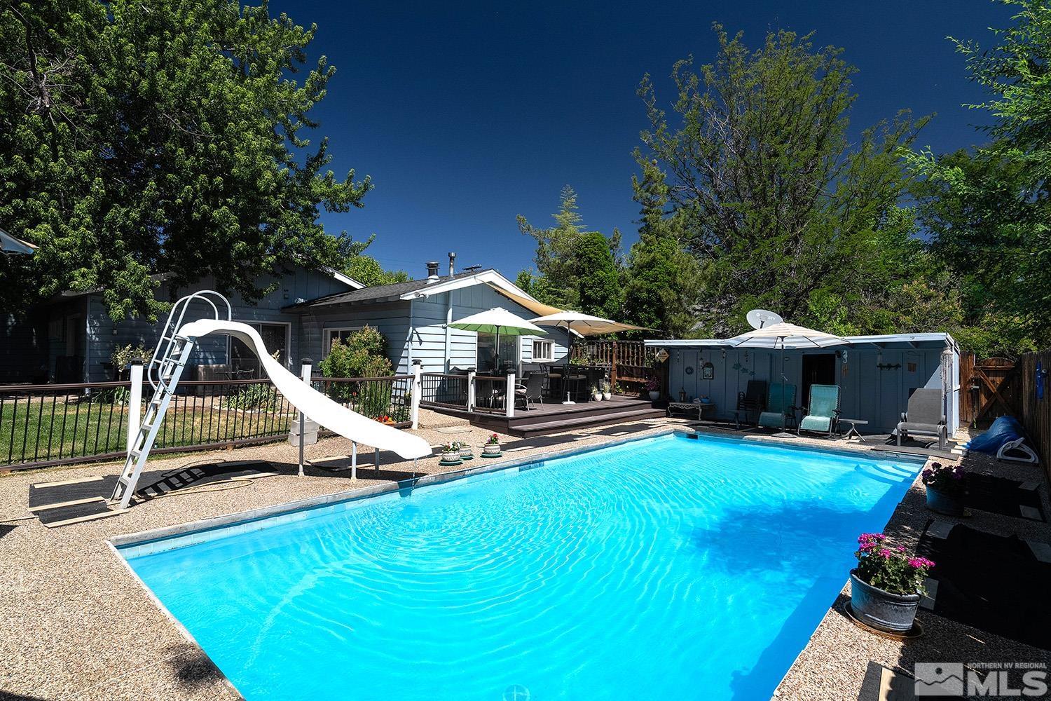 1360 Dartmouth Dr. Property Photo 8