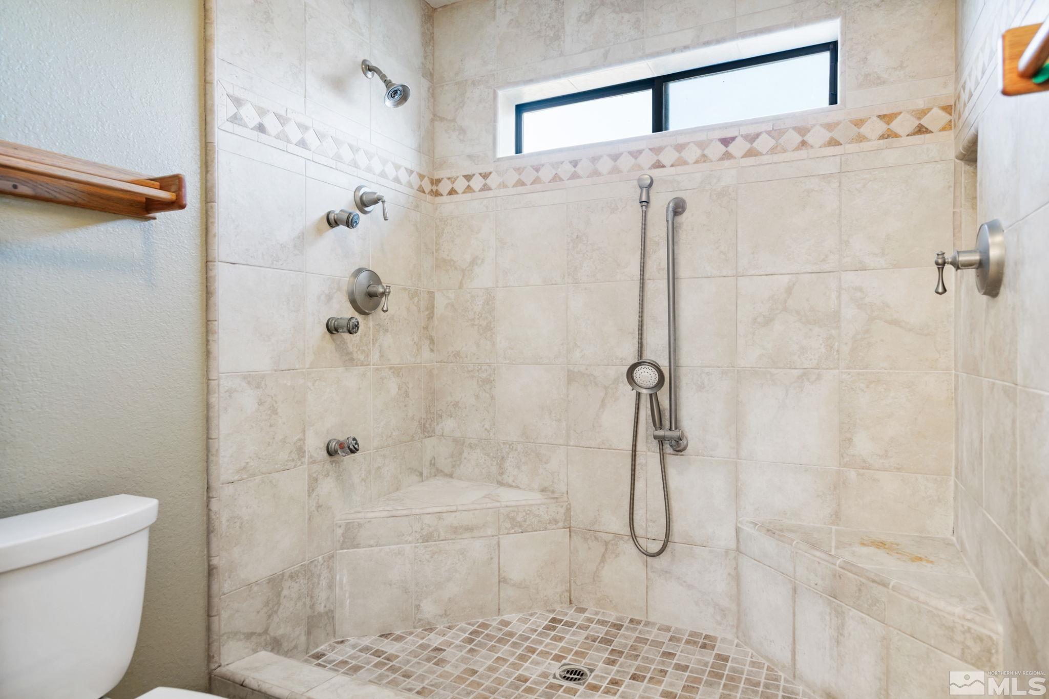 665 Aswan St Property Photo 12