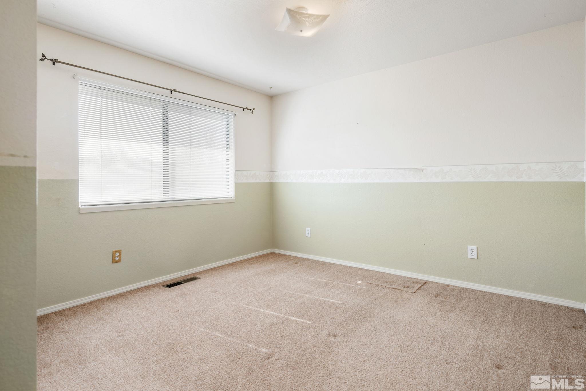 665 Aswan St Property Photo 16