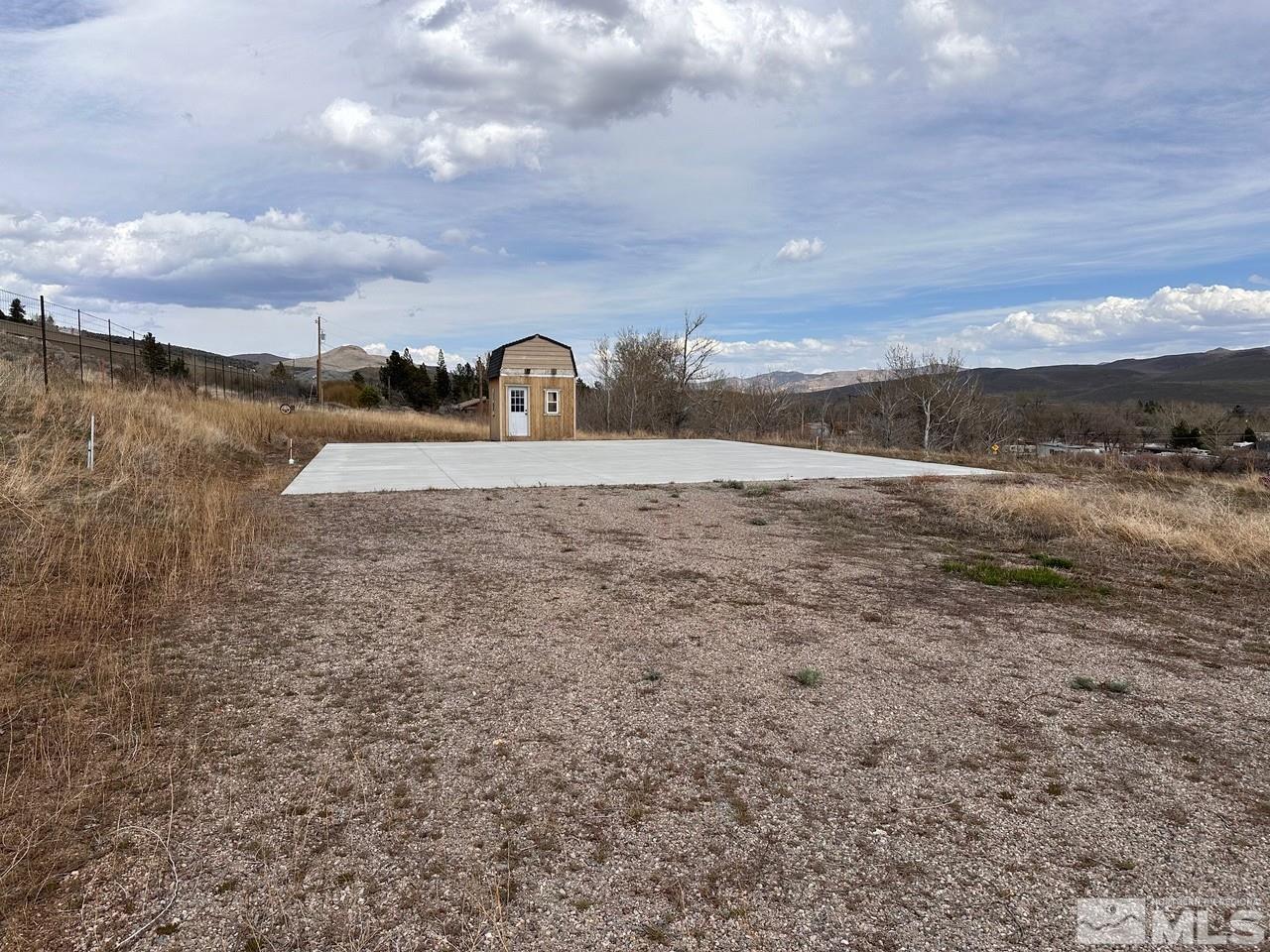 865&877 Us Highway 395 S Property Photo 3