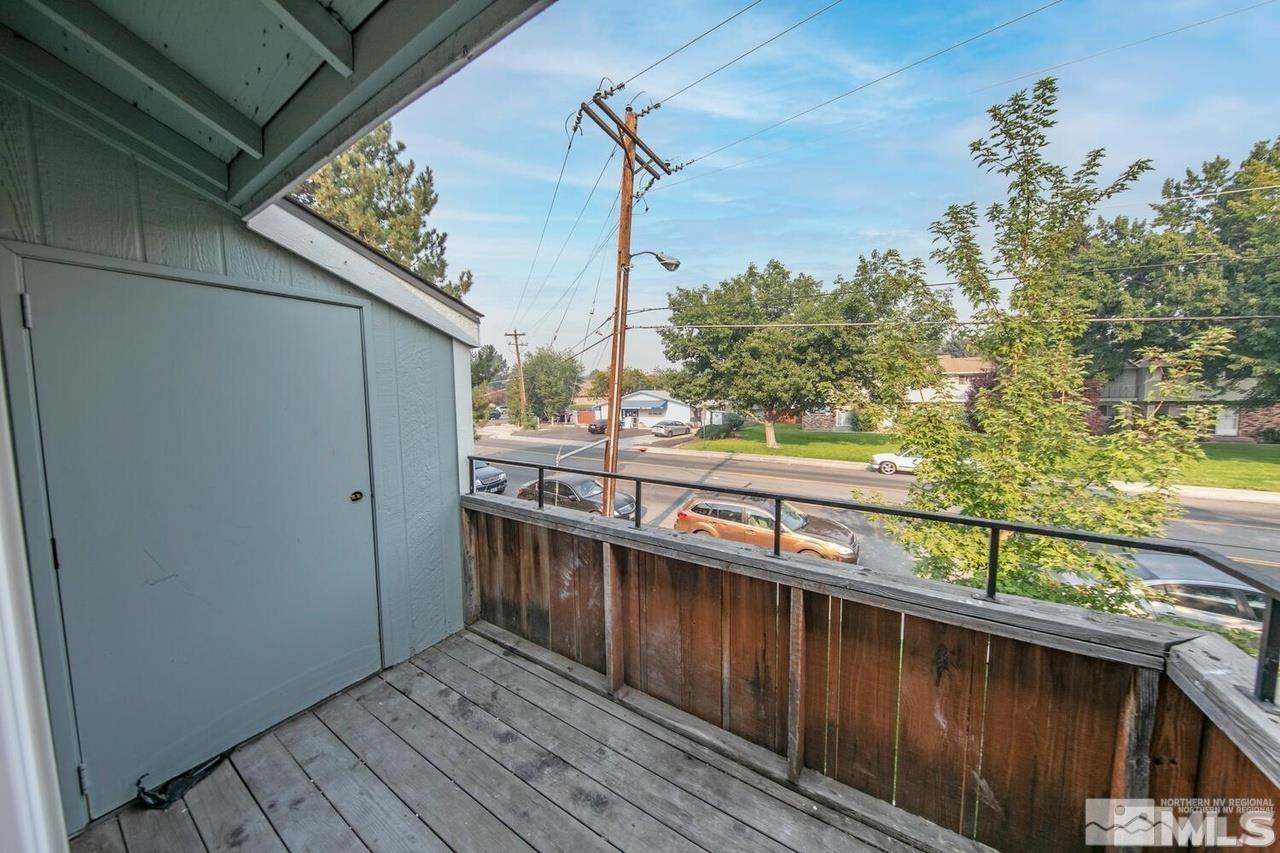 4606 Neil Rd Property Photo 13