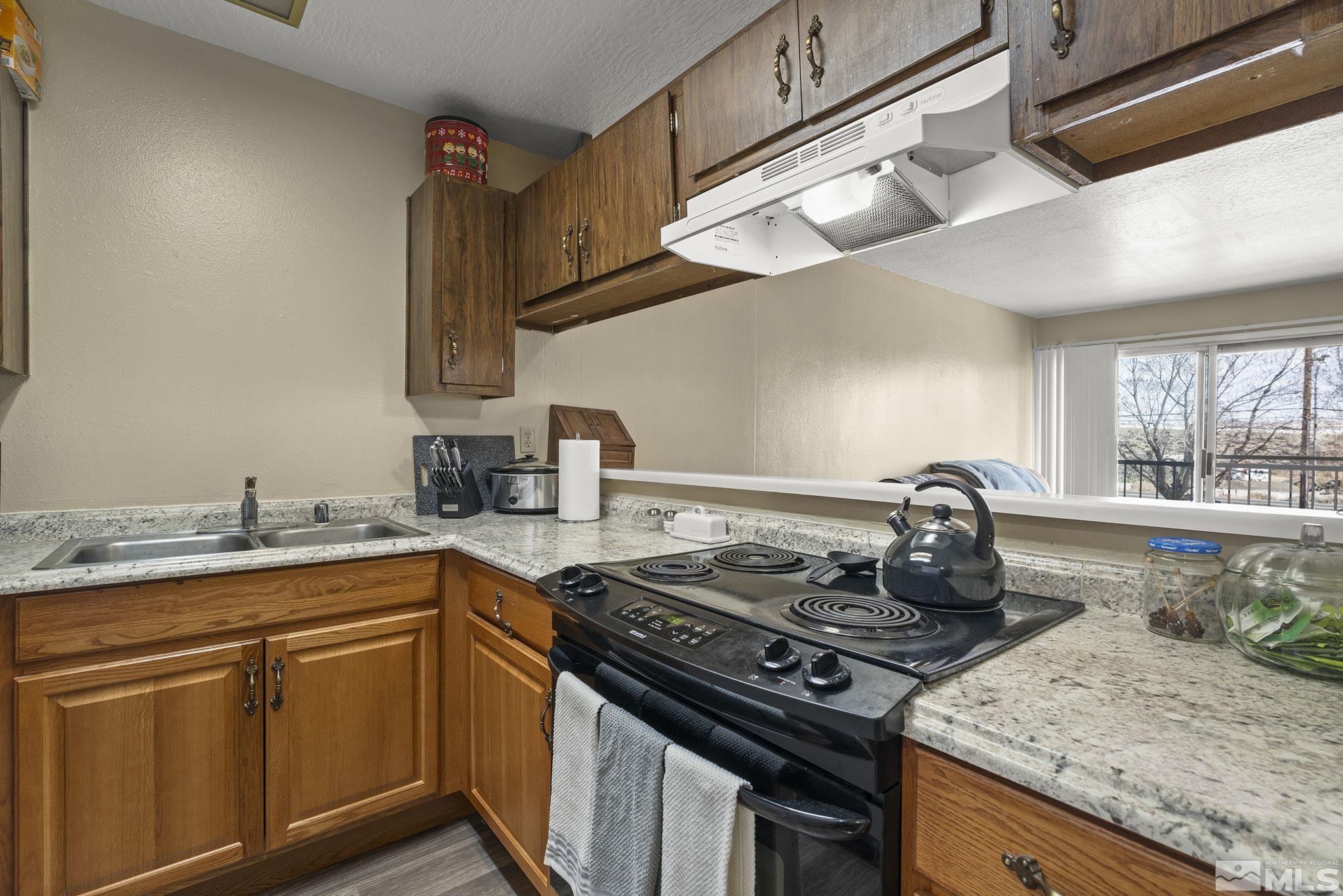 2555 Clear Acre Ln Property Photo 1