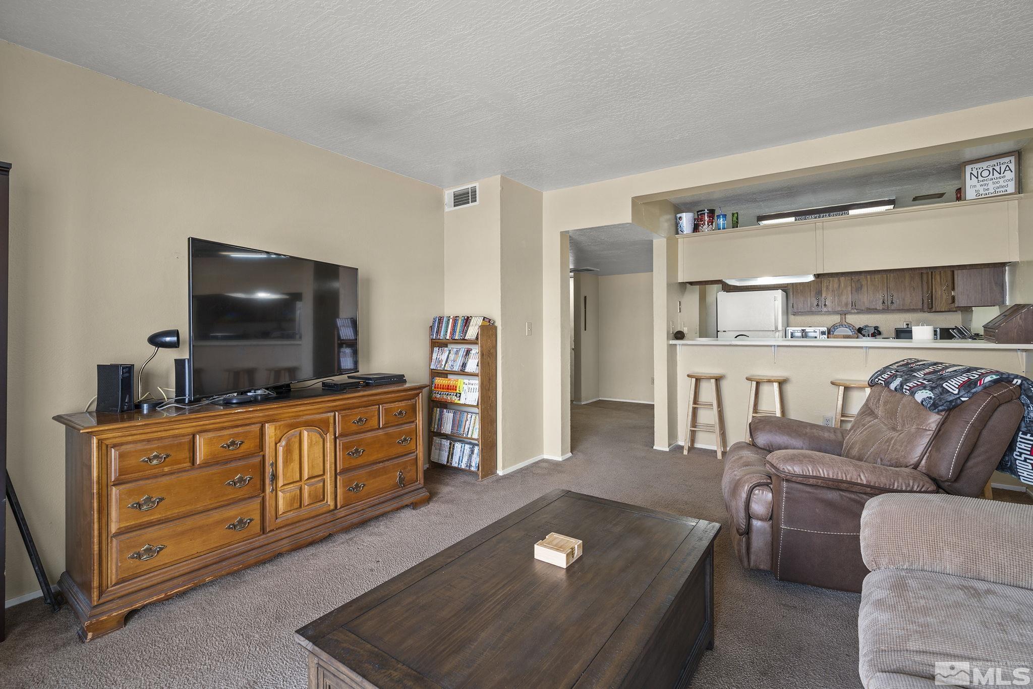 2555 Clear Acre Ln Property Photo 5