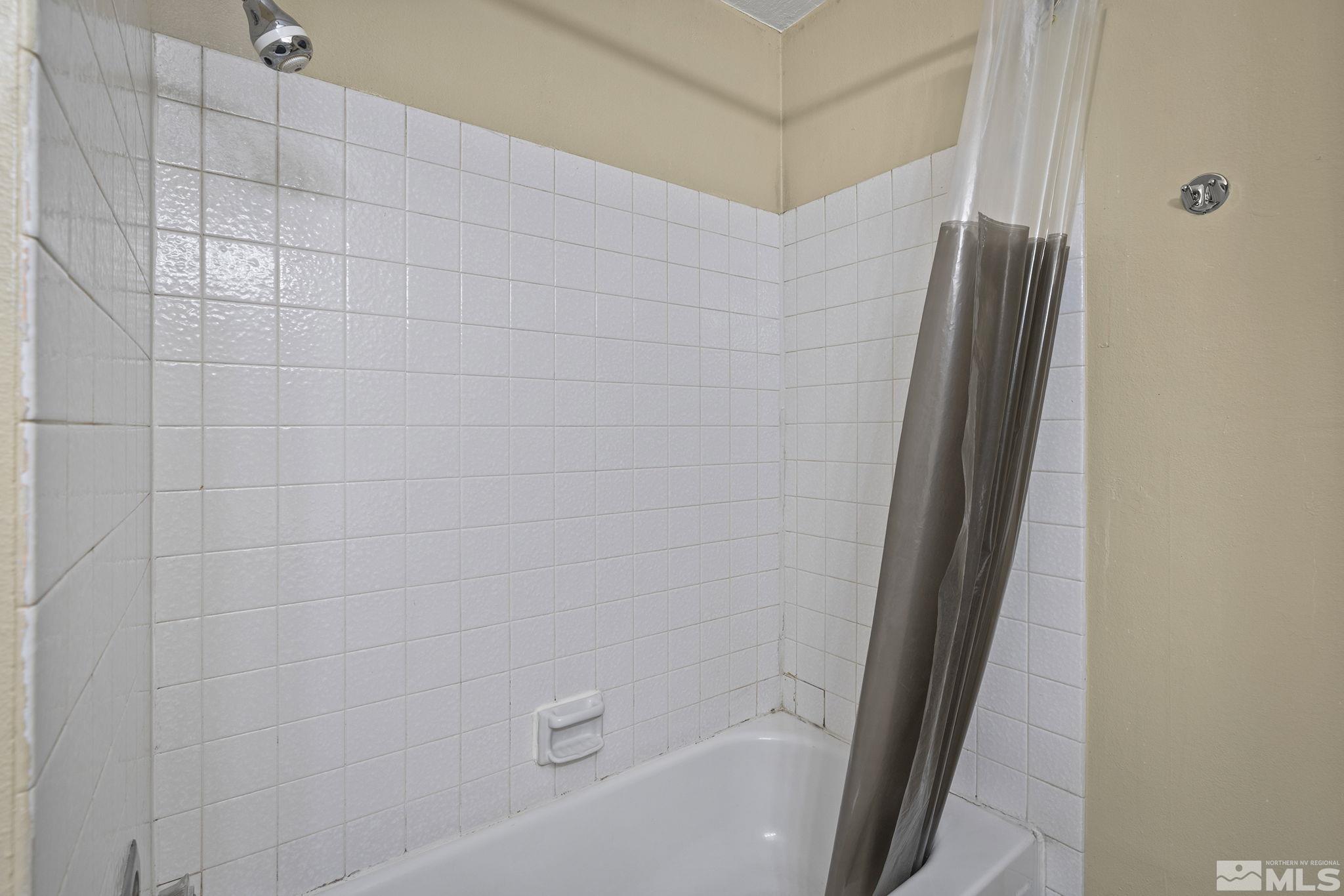 2555 Clear Acre Ln Property Photo 12