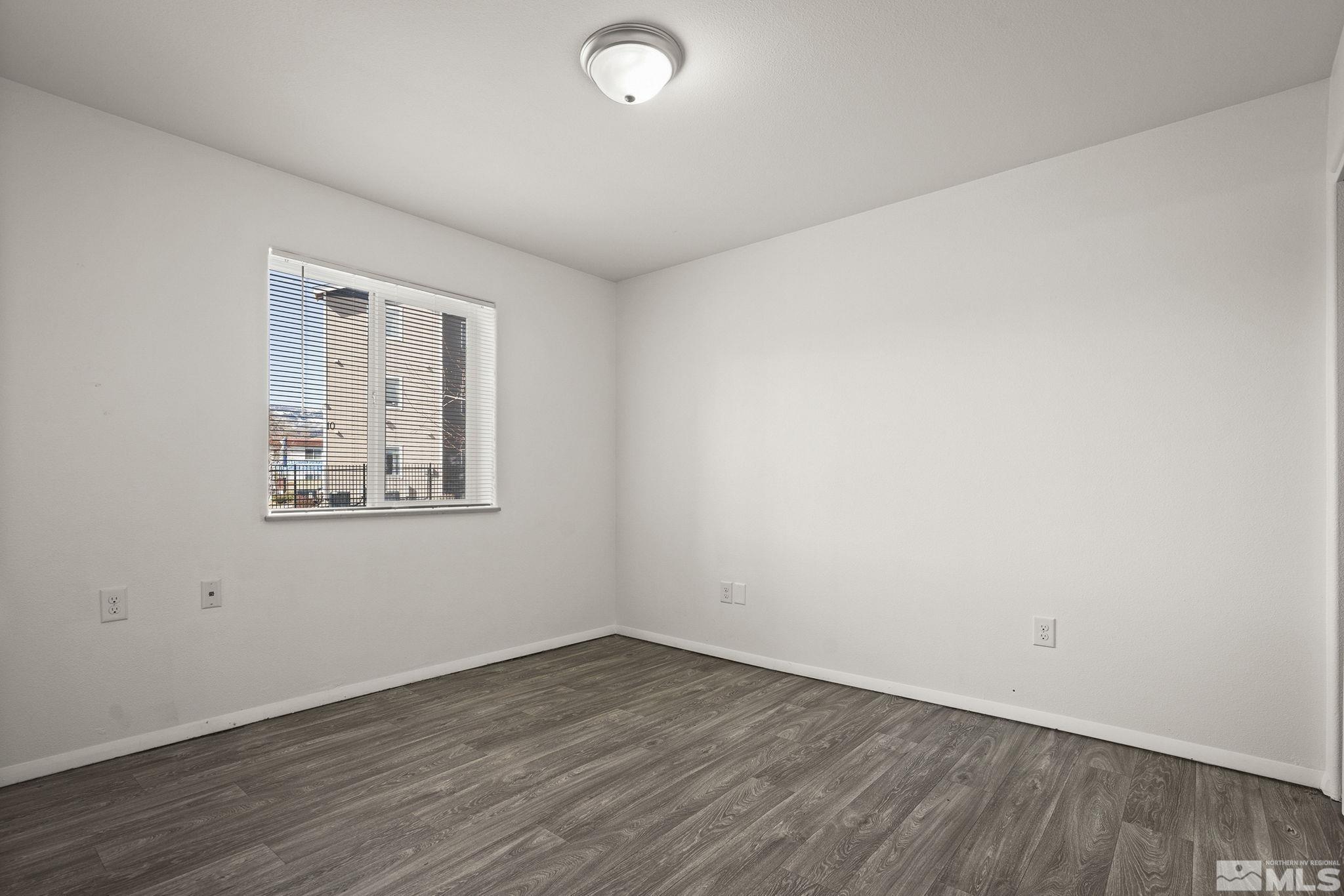 15 Gentry Way 12 Units Property Photo 13