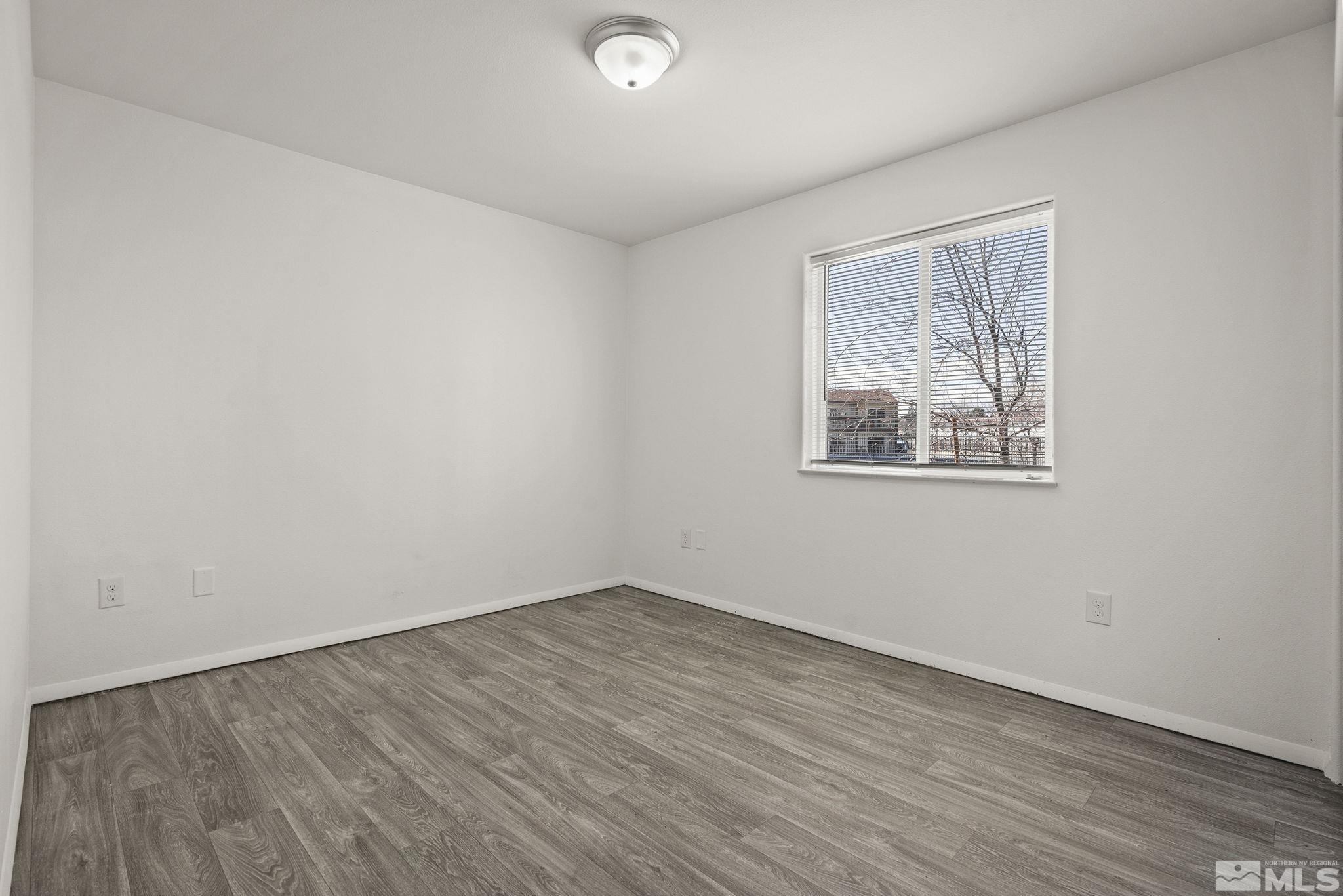 15 Gentry Way 12 Units Property Photo 19
