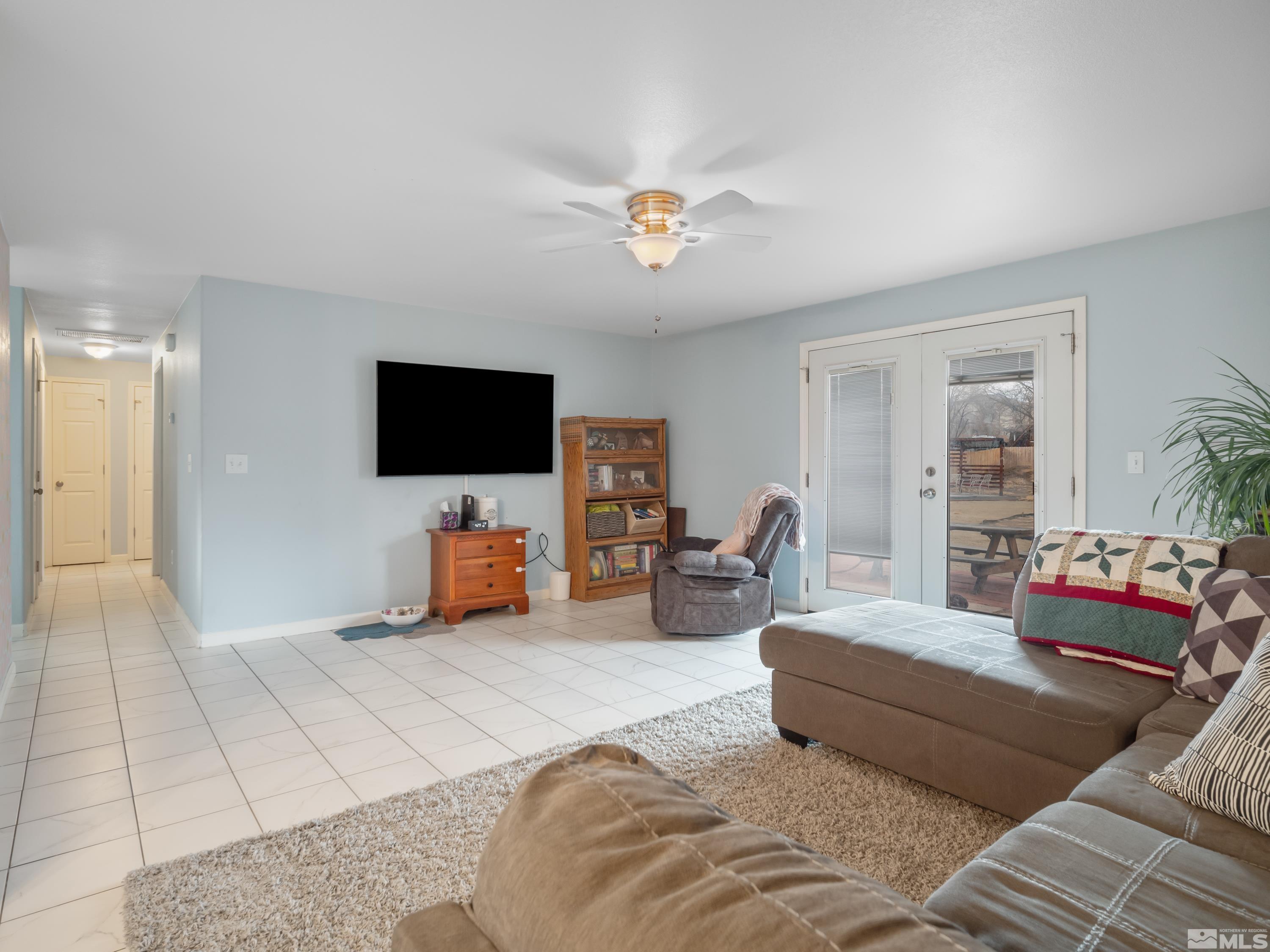 4840 August Dr Property Photo 6