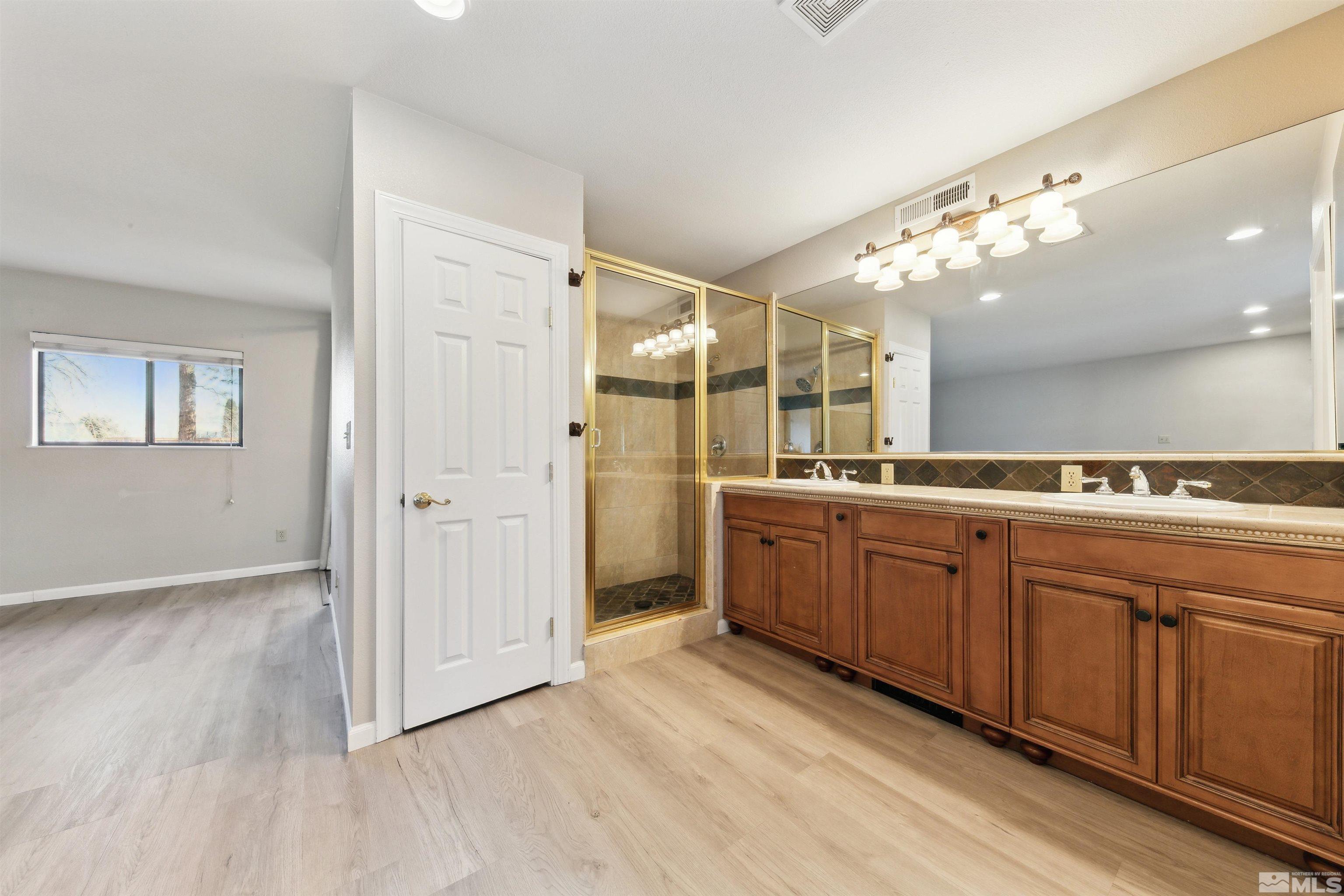1599 Lucerne Property Photo 28