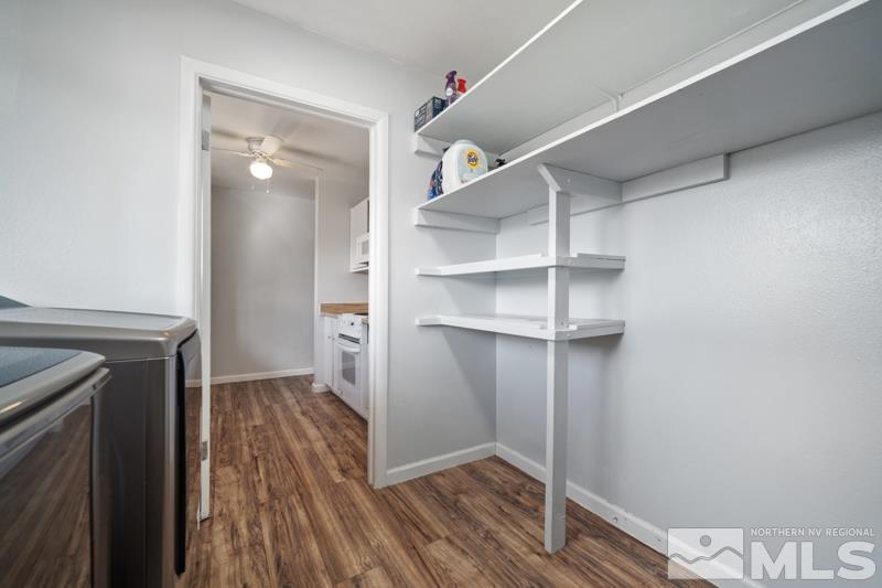 2 E Devere Way Property Photo 19