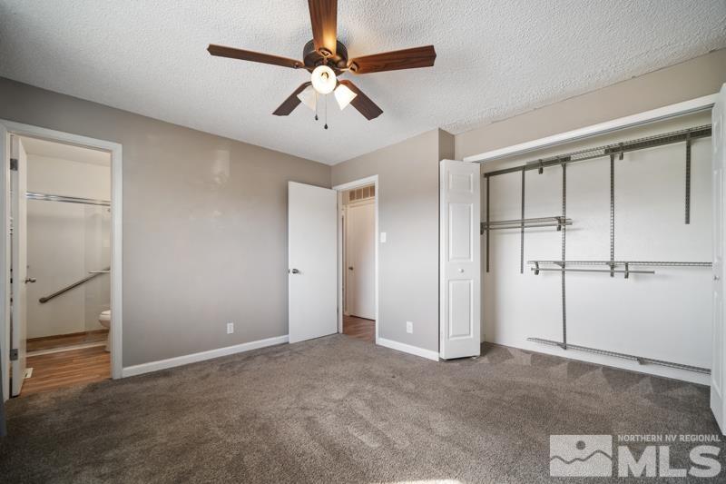 2 E Devere Way Property Photo 21