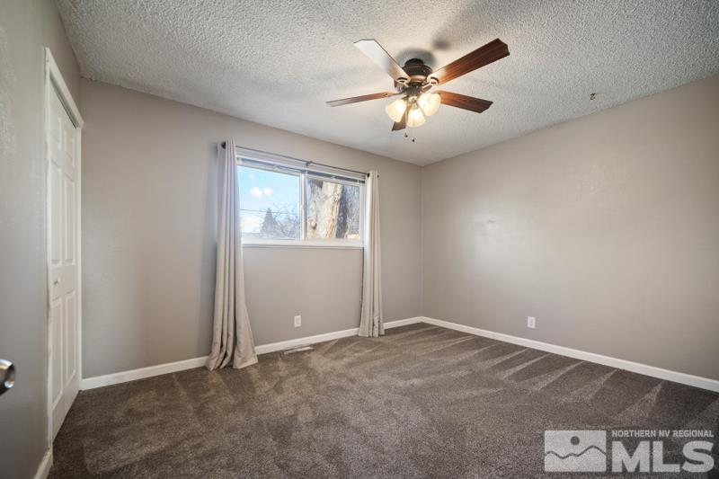 2 E Devere Way Property Photo 23