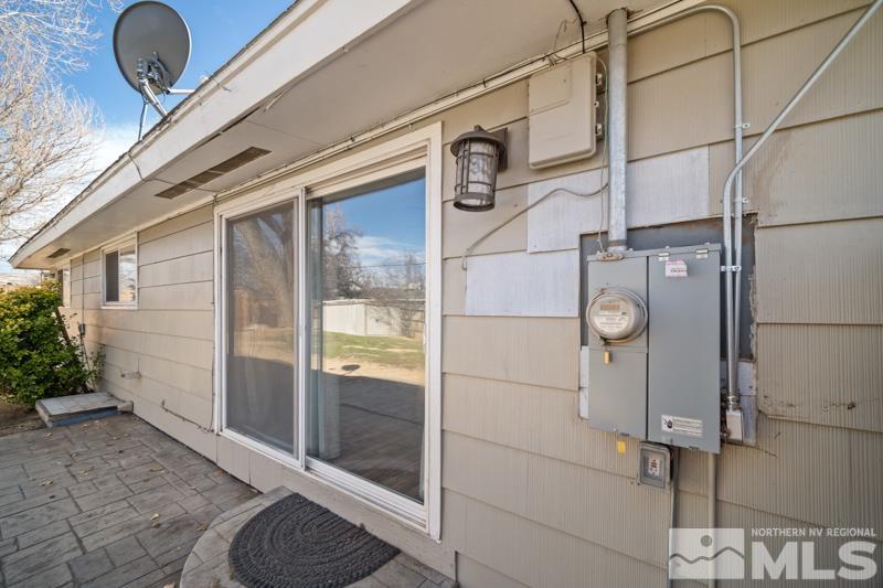 2 E Devere Way Property Photo 31