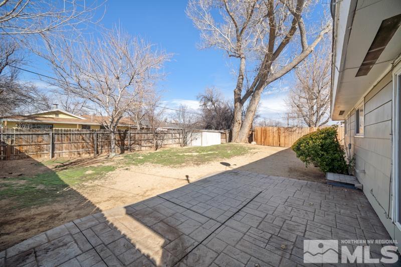 2 E Devere Way Property Photo 32