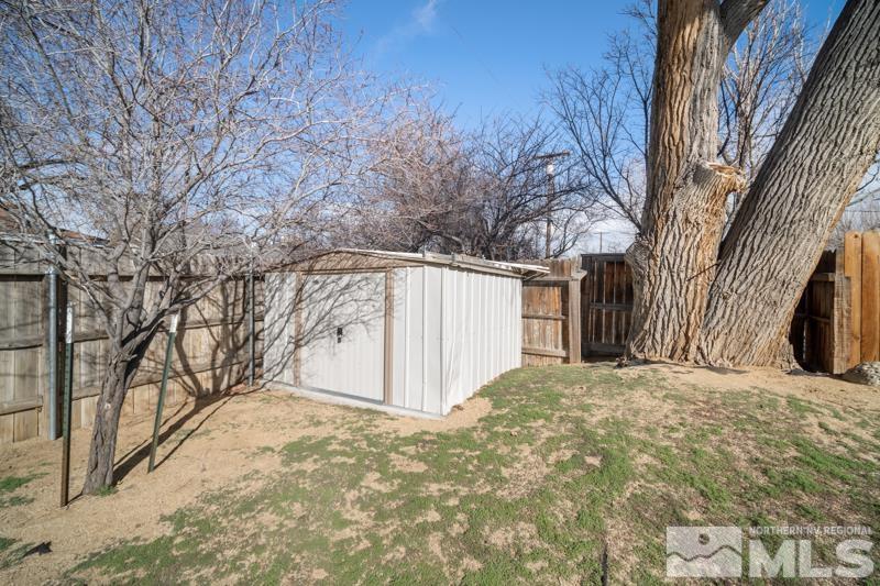 2 E Devere Way Property Photo 34