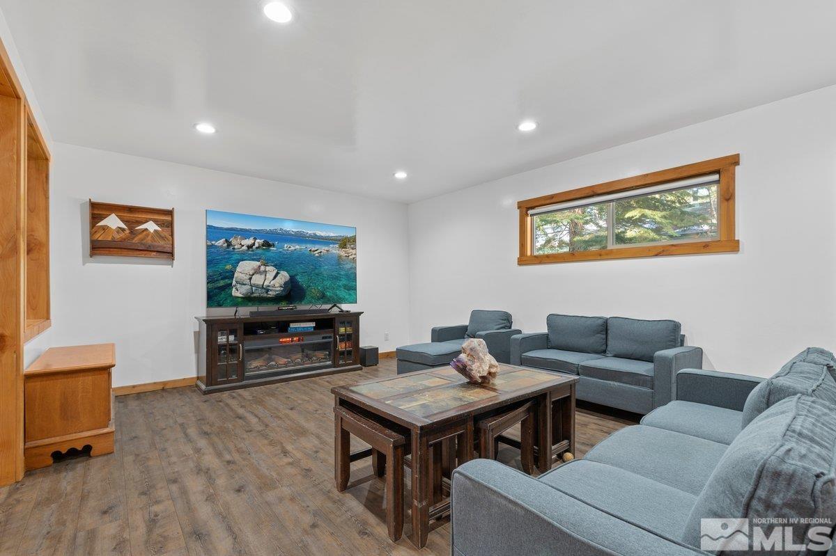 190 Meadow Lane Property Photo 8