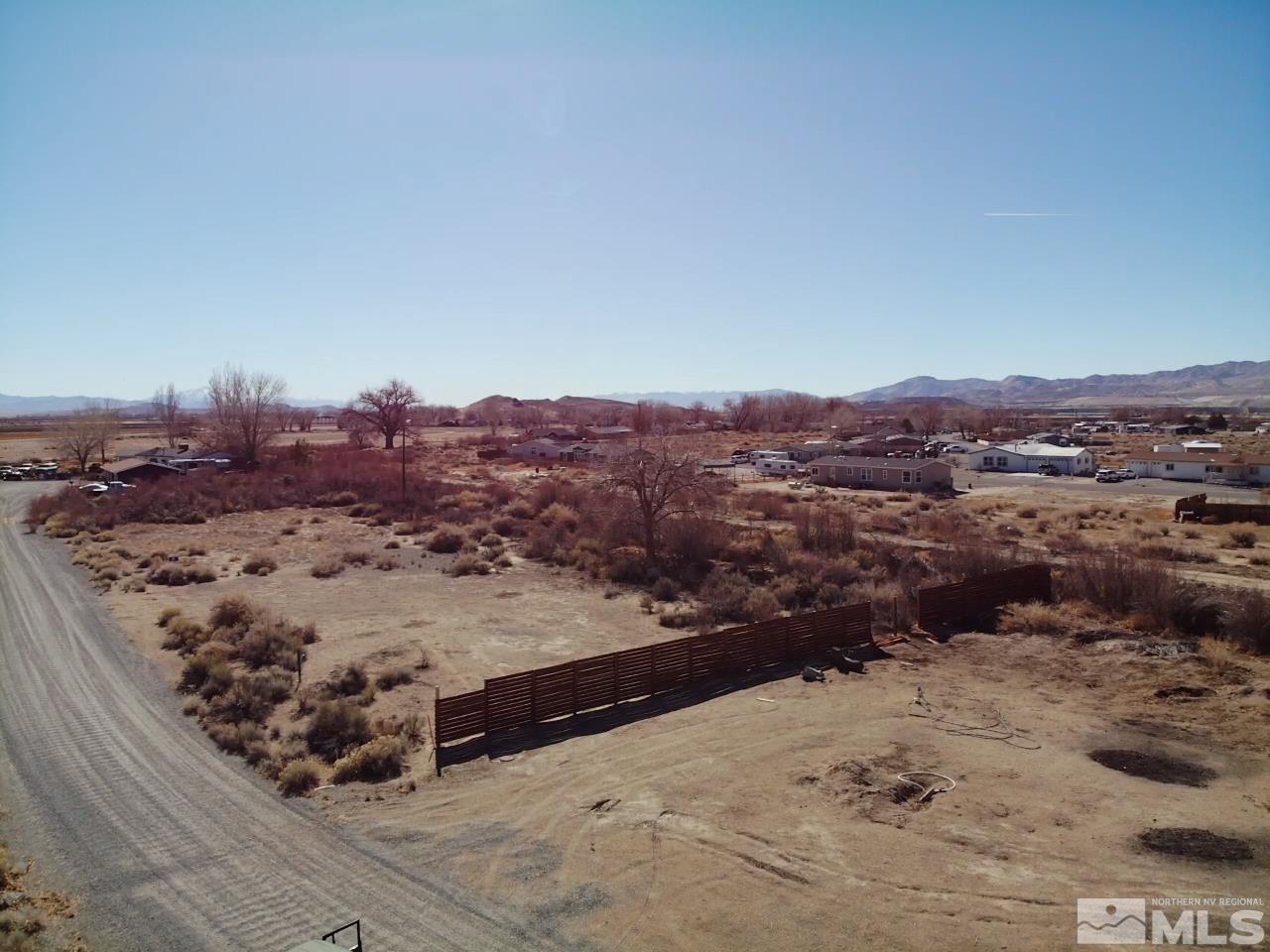 21 Calico Hills Property Photo 5
