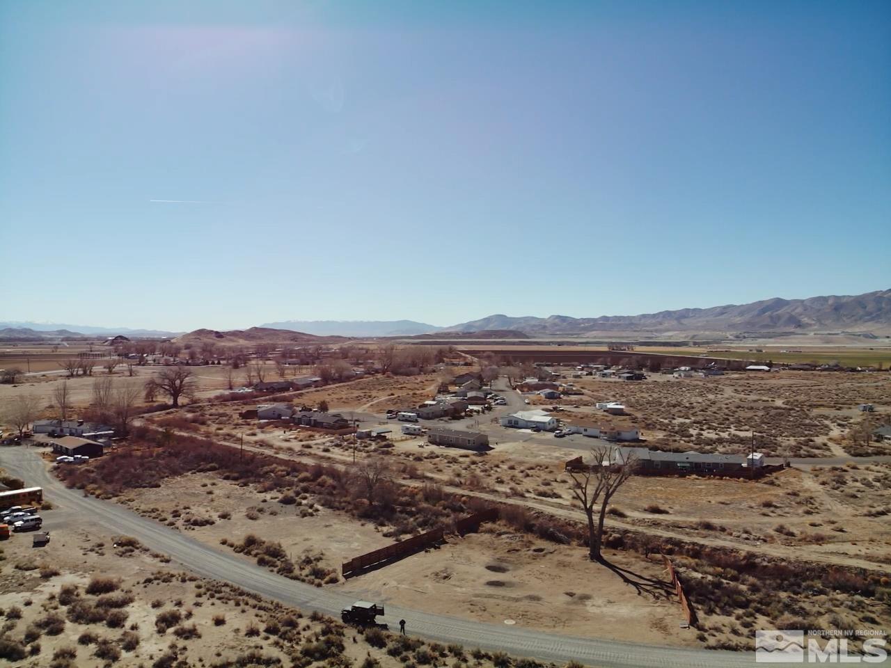 21 Calico Hills Property Photo 7