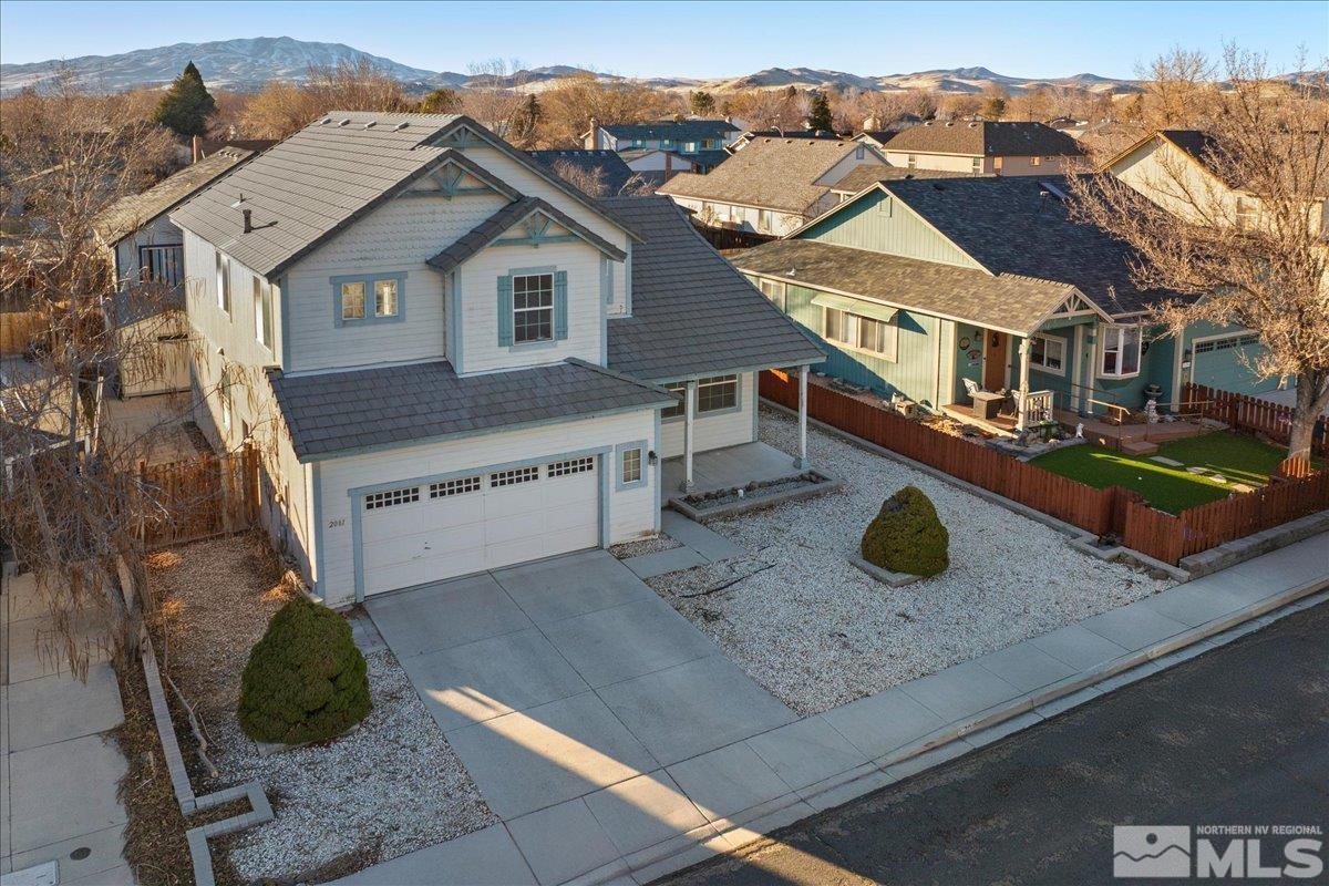 2081 Red Leaf Ct. Property Photo 2