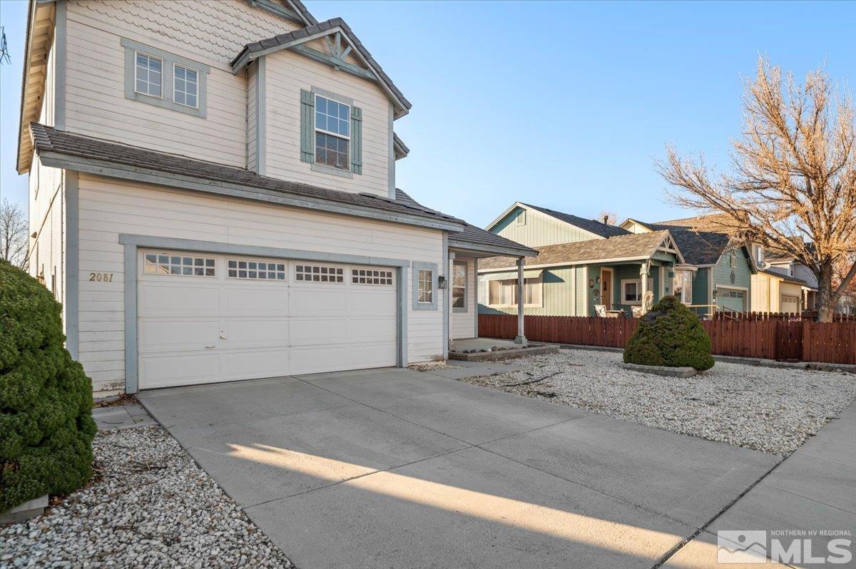 2081 Red Leaf Ct. Property Photo 4