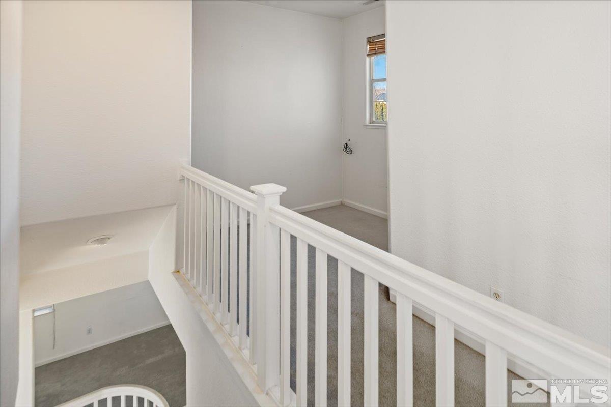 2081 Red Leaf Ct. Property Photo 17