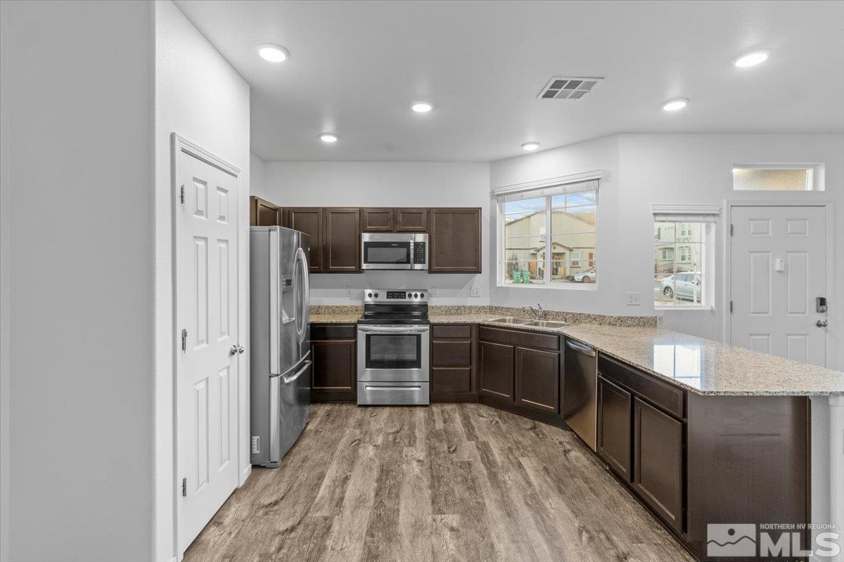 9600 Windjammer Way Property Photo 10