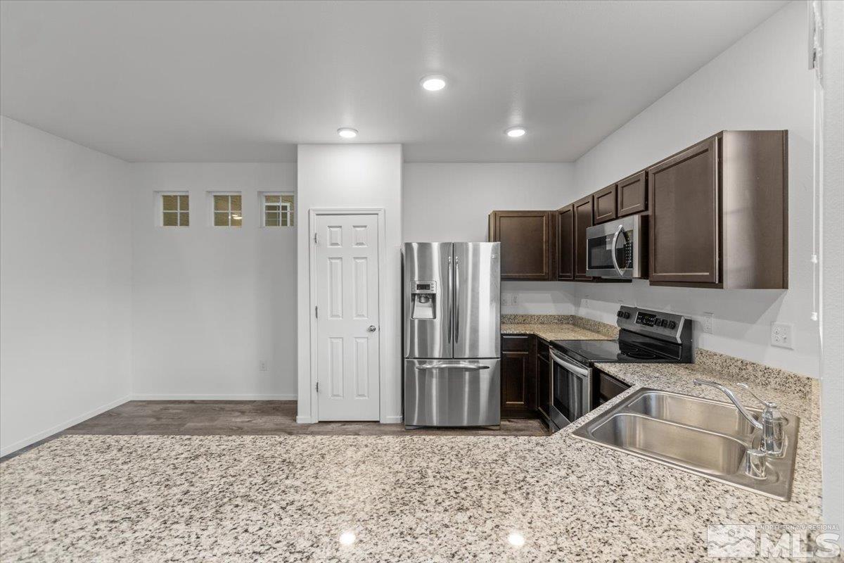 9600 Windjammer Way Property Photo 11