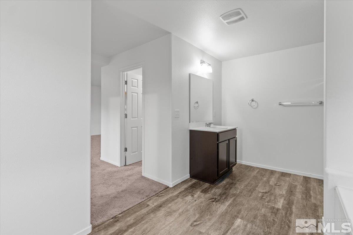 9600 Windjammer Way Property Photo 16