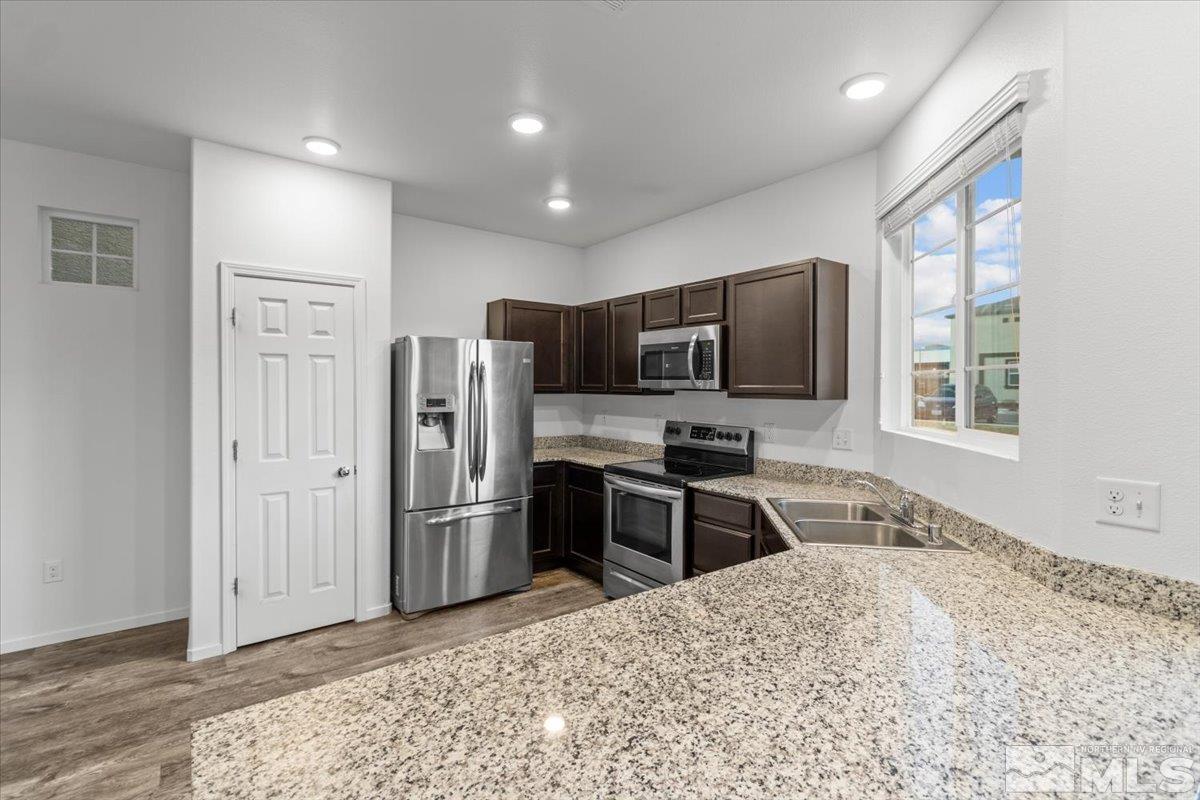 9600 Windjammer Way Property Photo 32