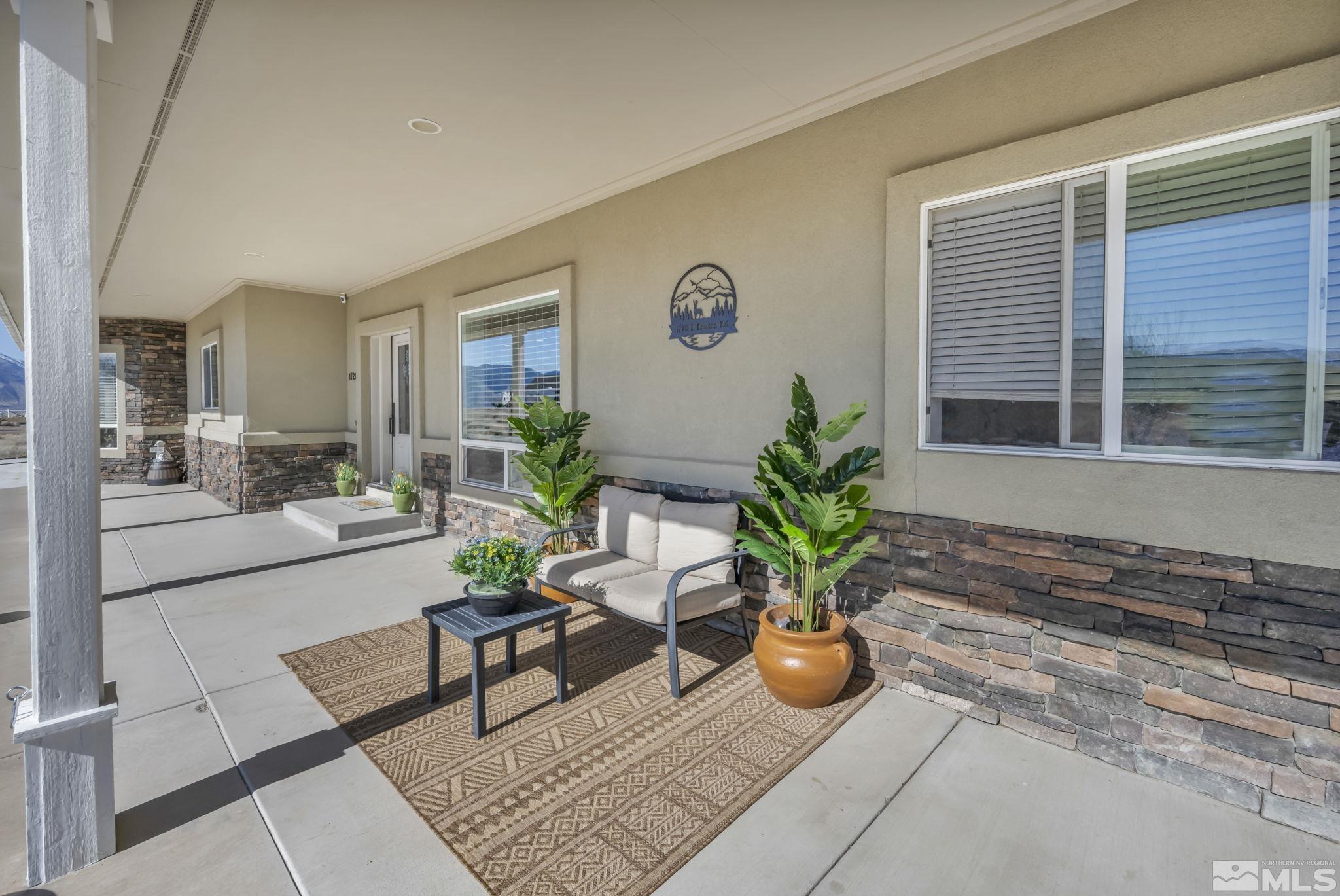 1720 N Benton Road Property Photo 3