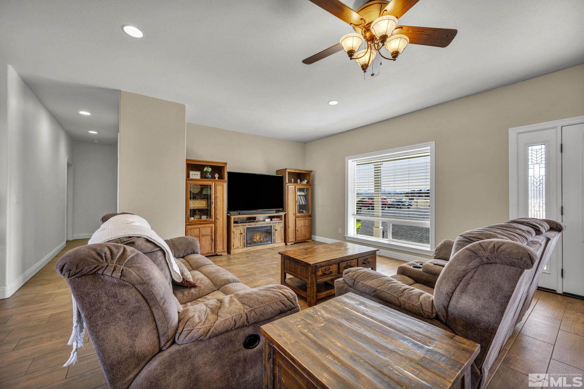1720 N Benton Road Property Photo 6