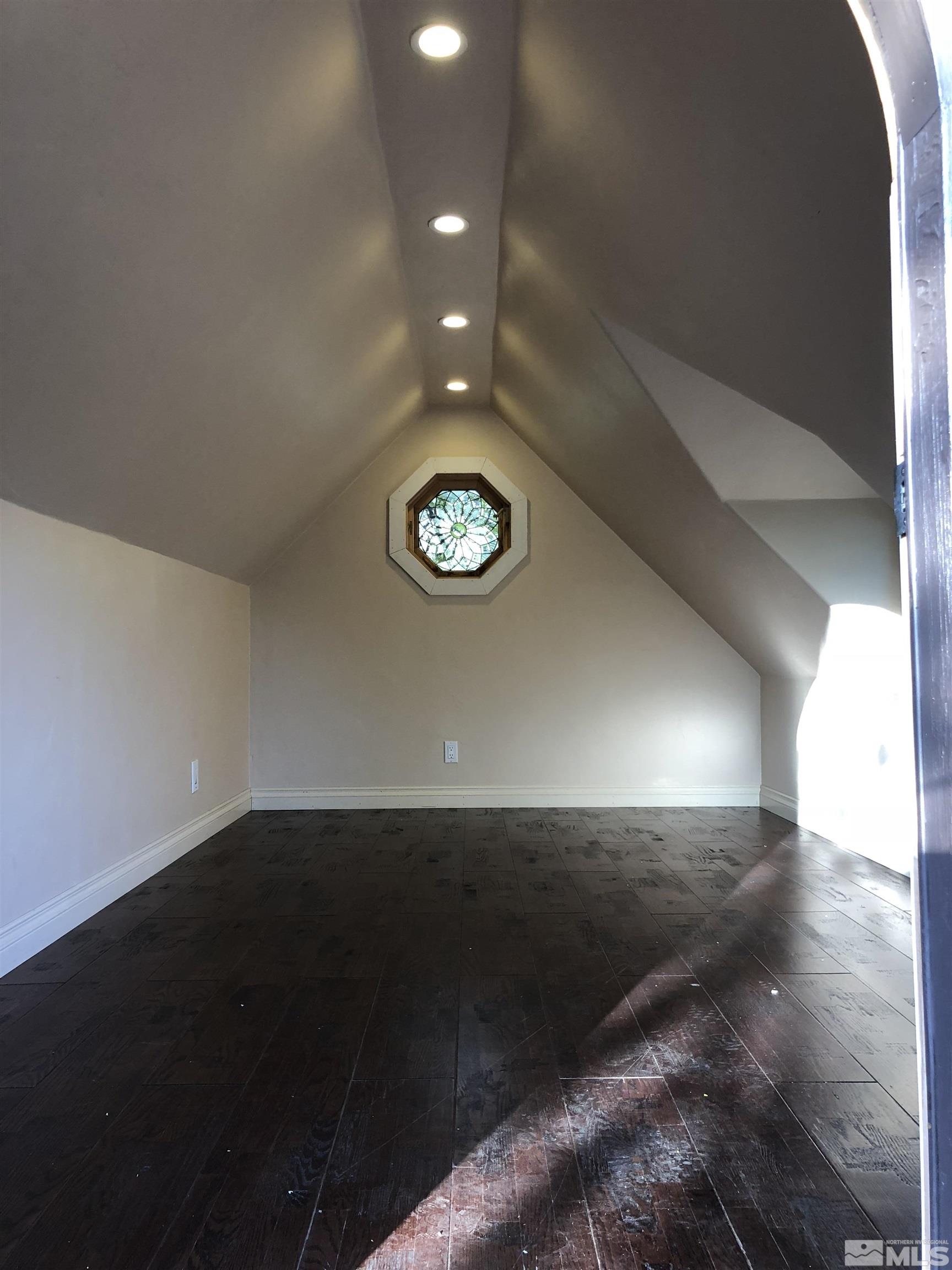 108 Whitaker Way Property Photo 36