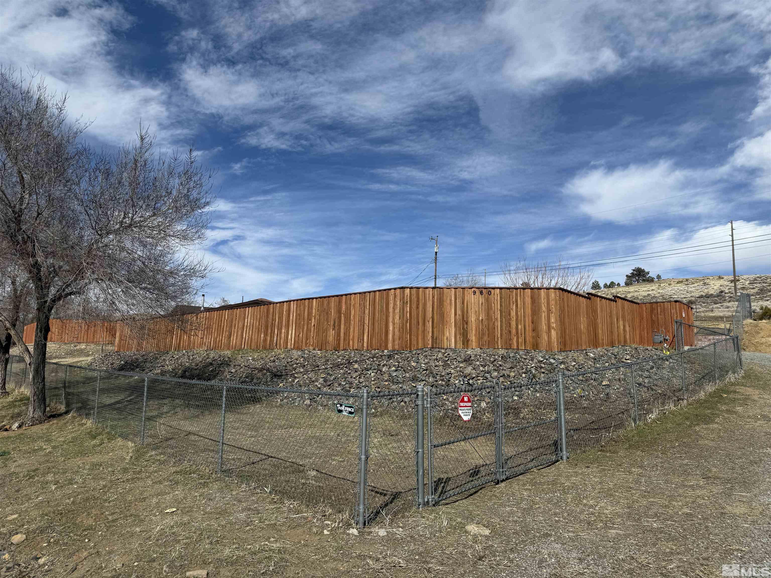 960 Antelope Rd Property Photo 1