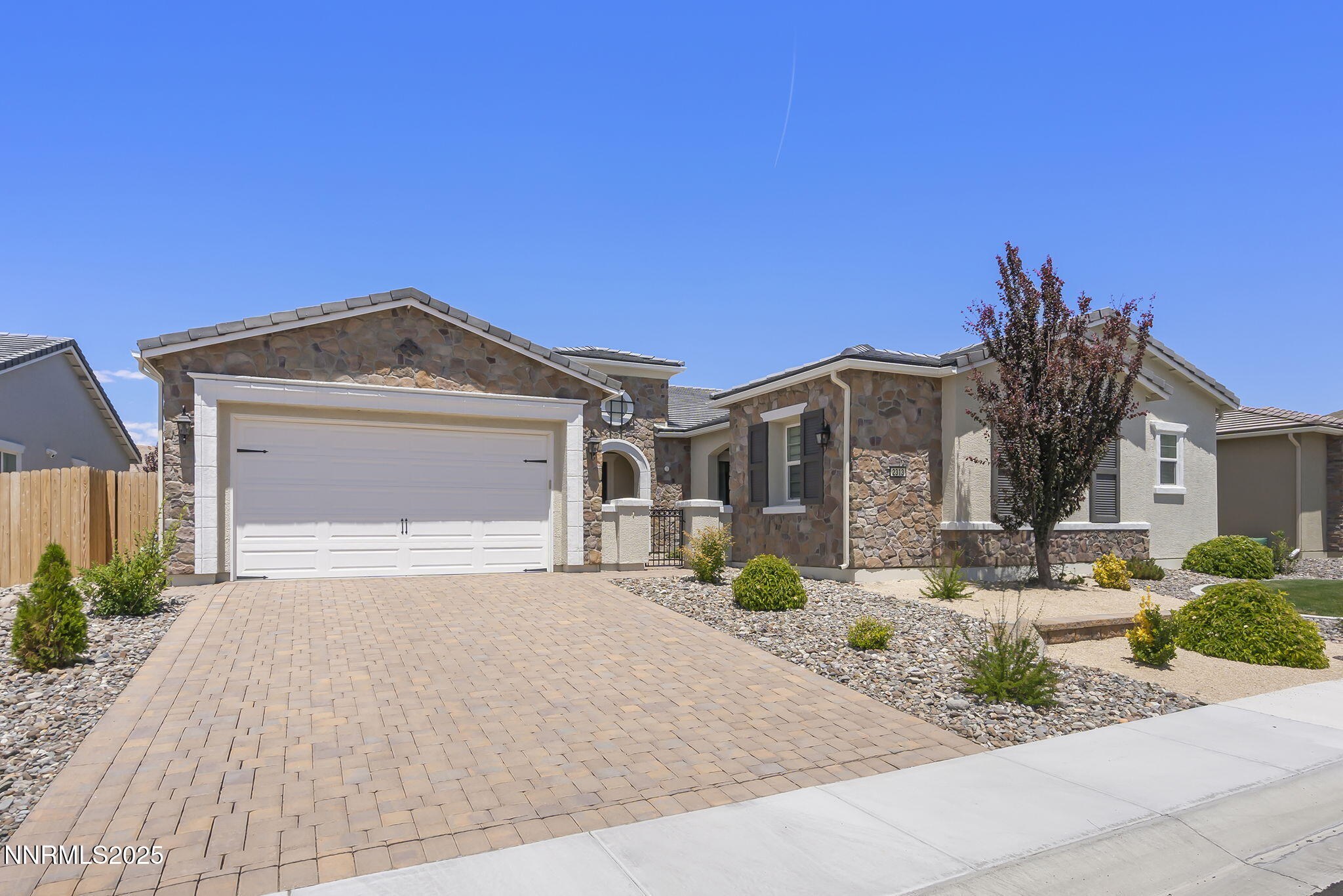 2313 Blushing Rock Drive Property Photo 1