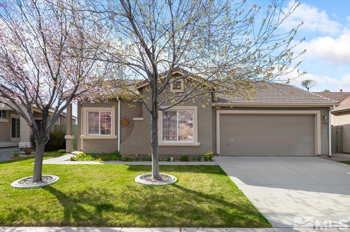 1595 Canyonlands Ct Property Photo 4