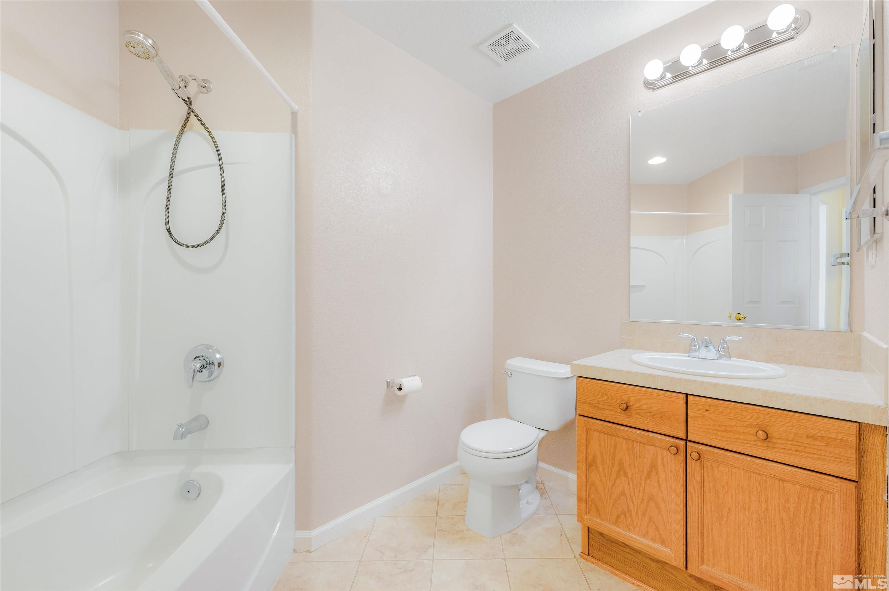 1595 Canyonlands Ct Property Photo 20