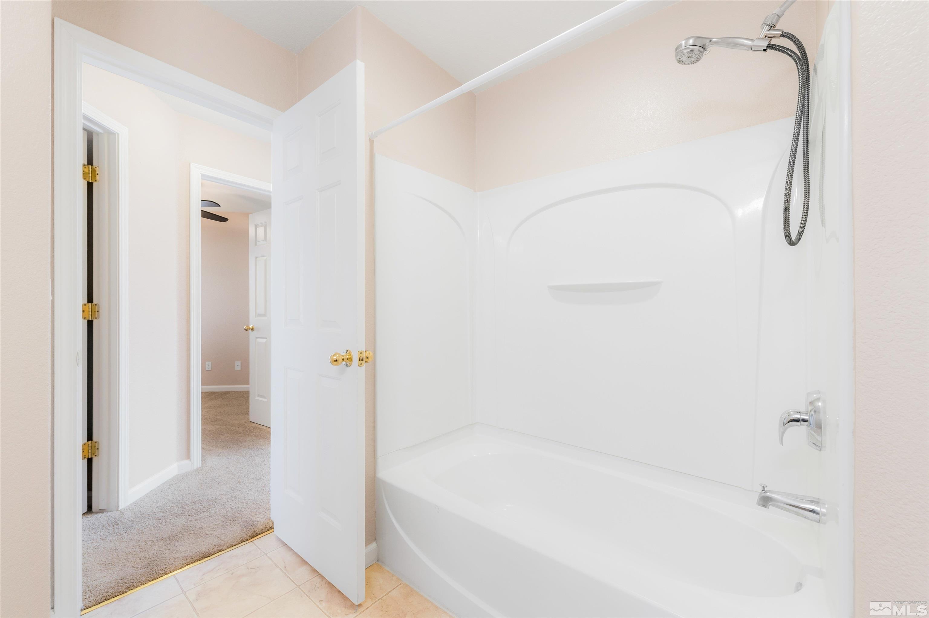 1595 Canyonlands Ct Property Photo 22