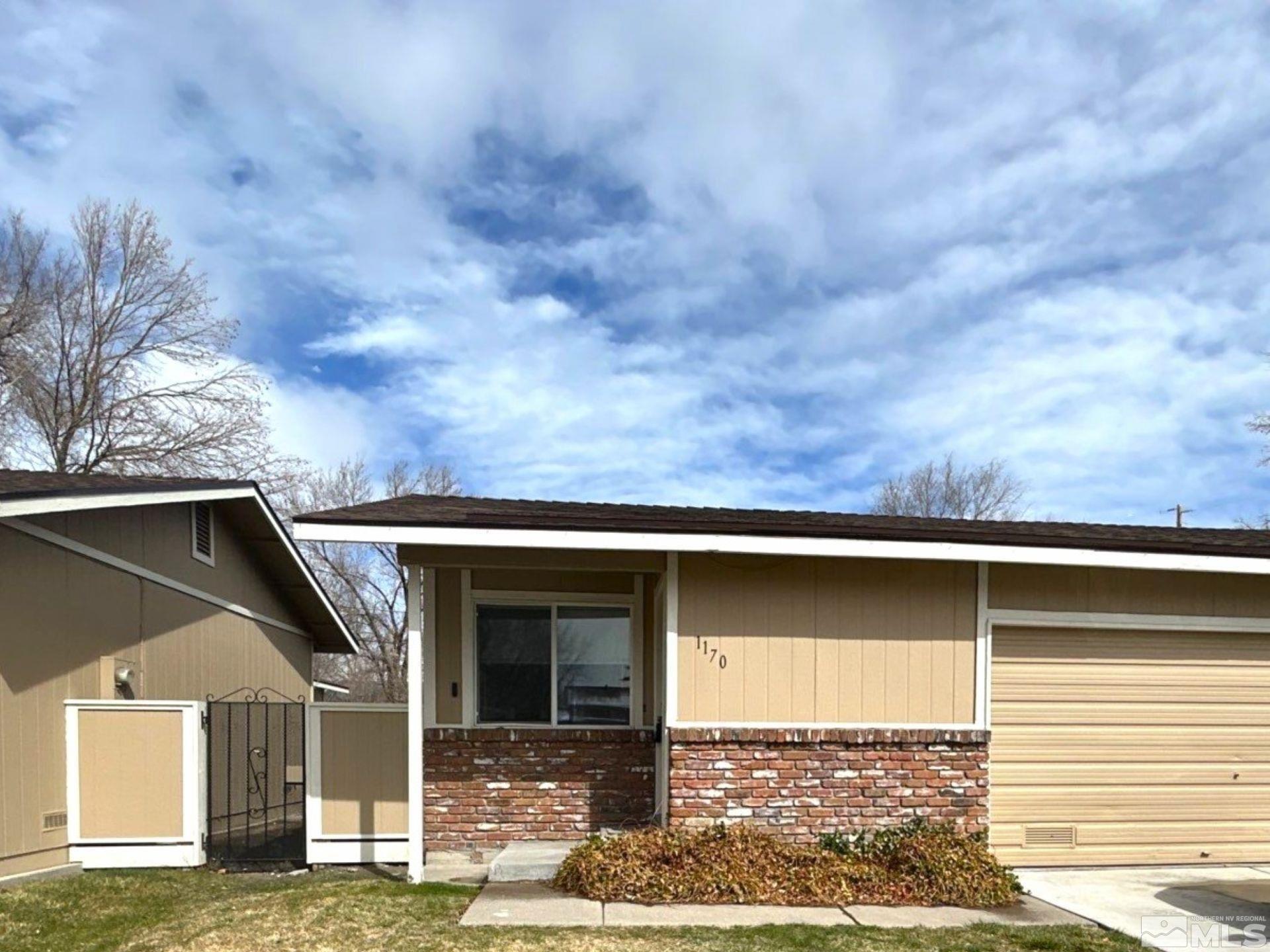 1170 Goldfield Ave Property Photo 1