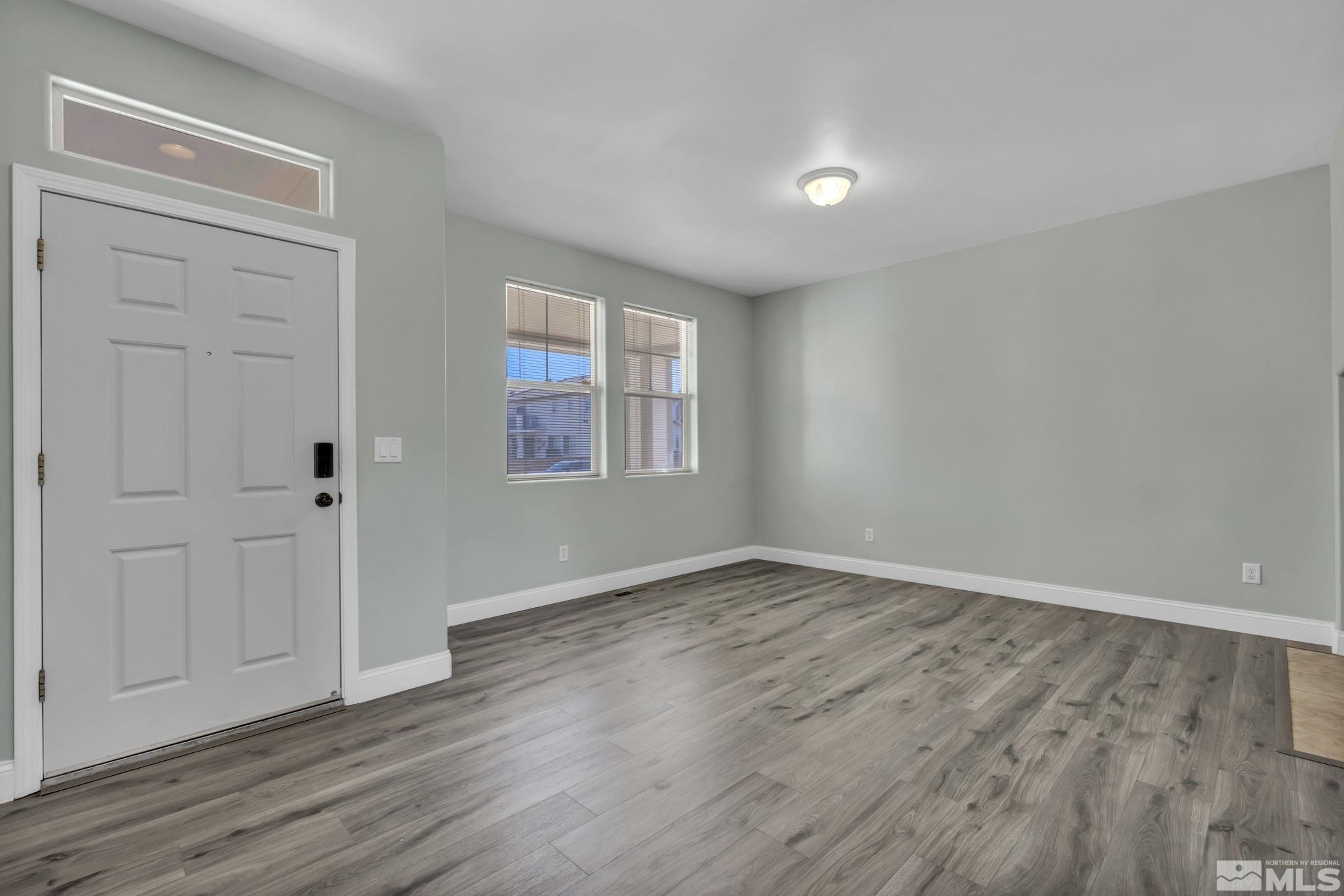2641 Venezia Dr Property Photo 2