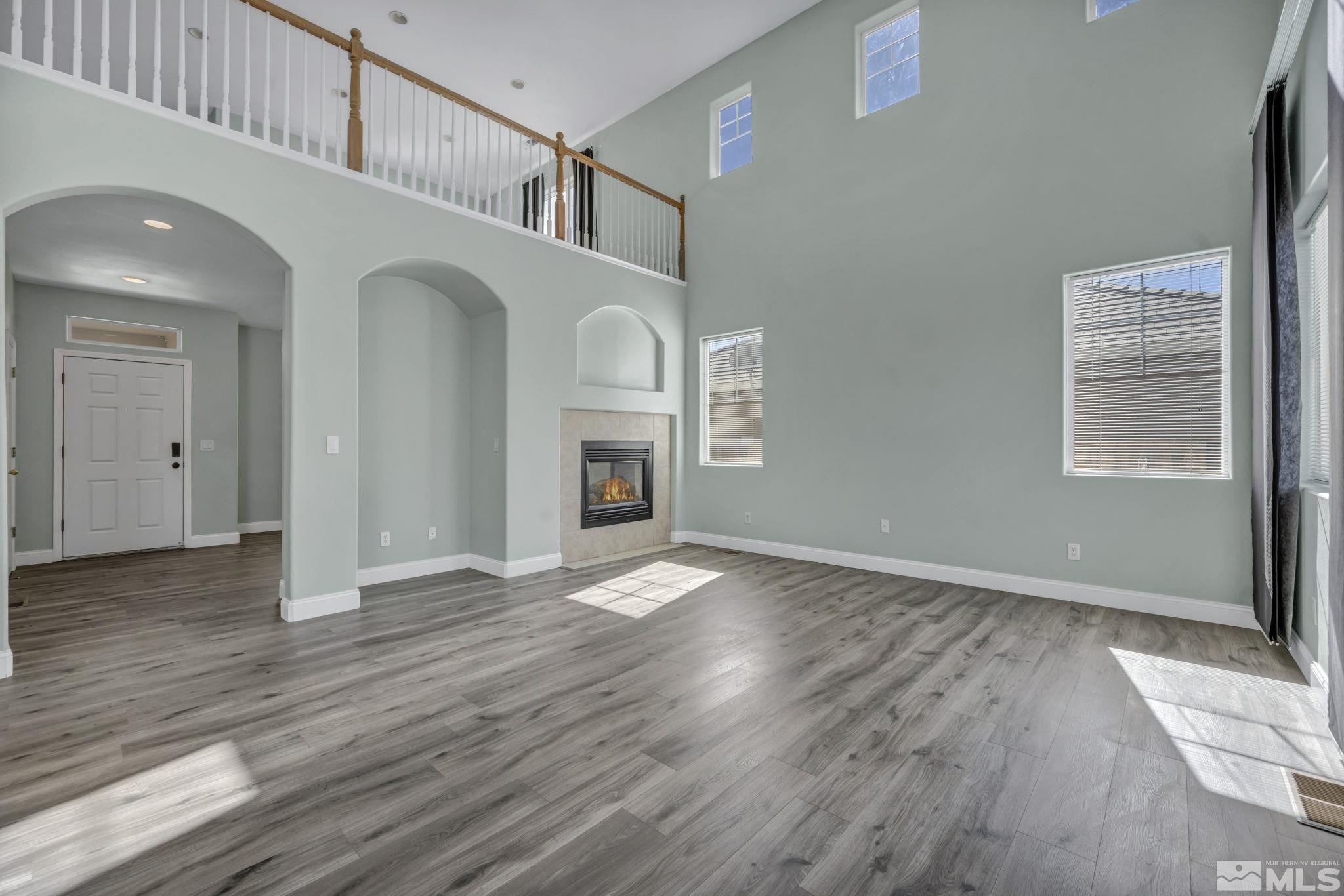 2641 Venezia Dr Property Photo 4
