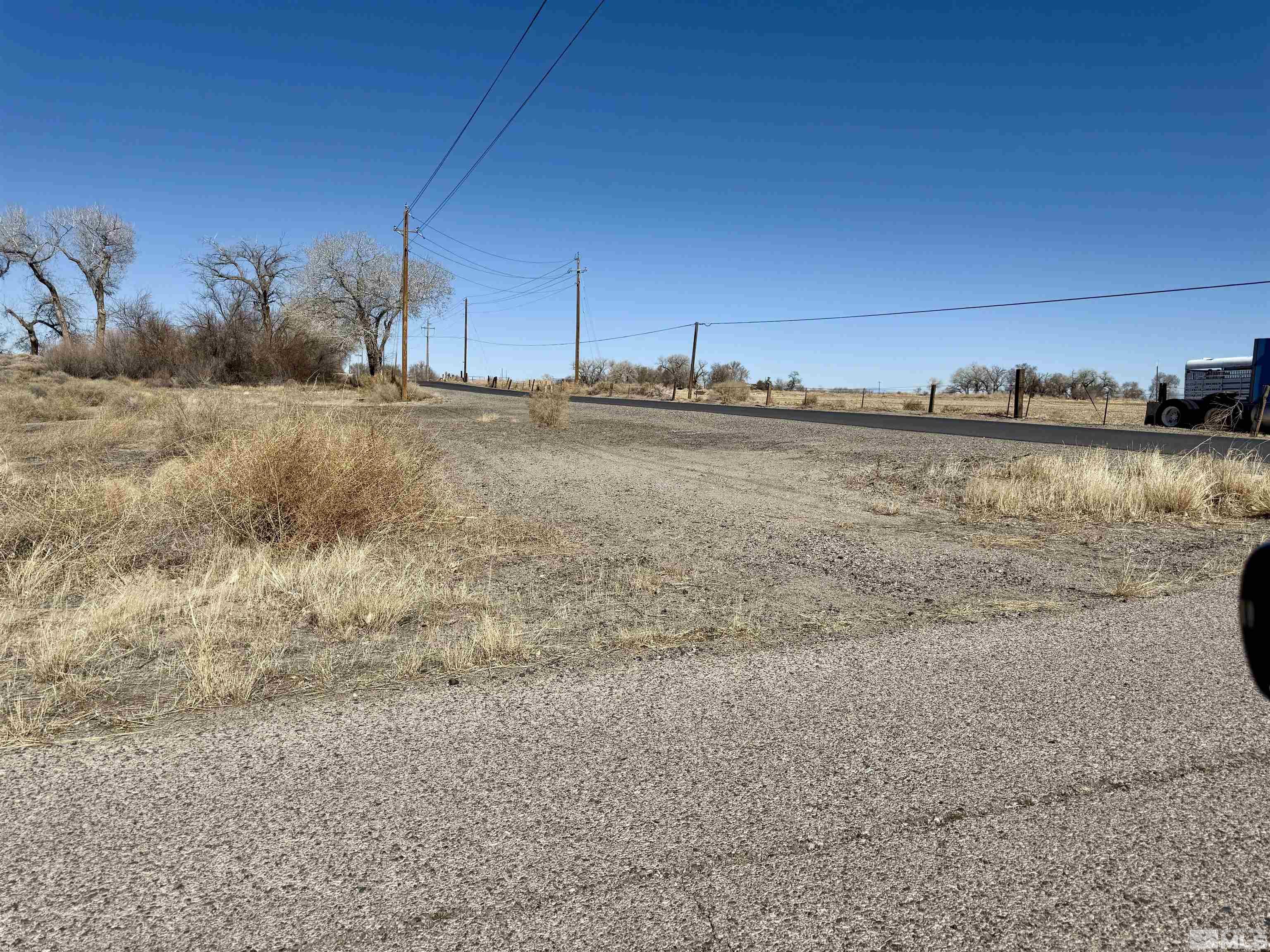 2020 Blues Ct Property Photo 4
