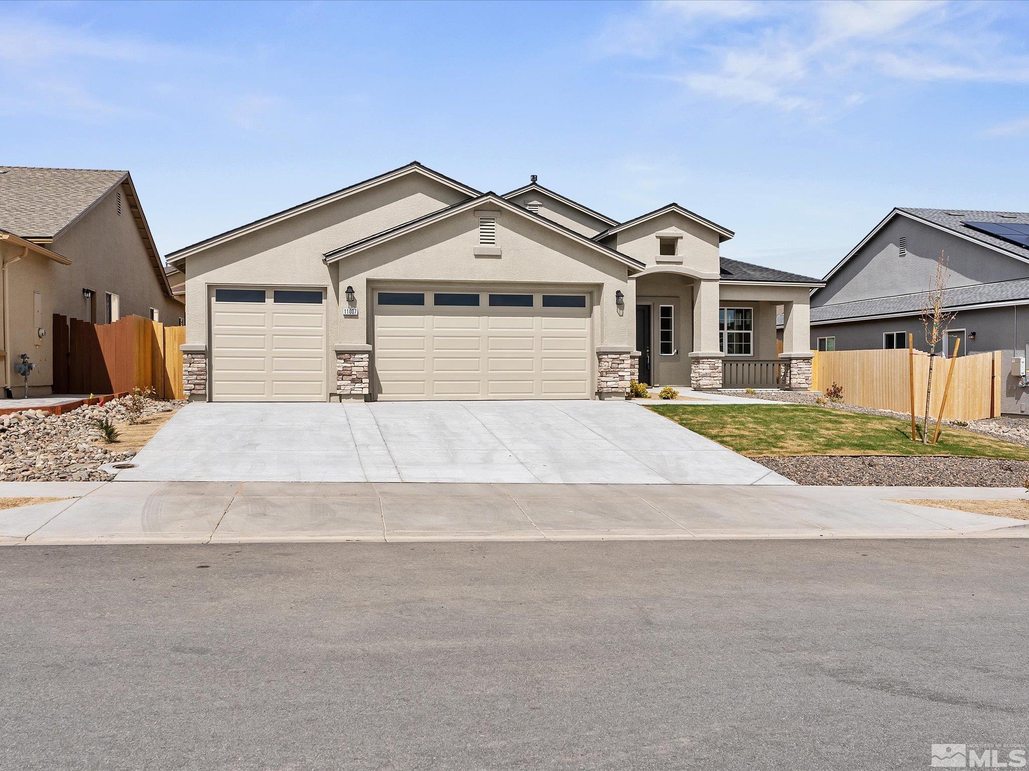 11007 Athabasca Dr Property Photo 1