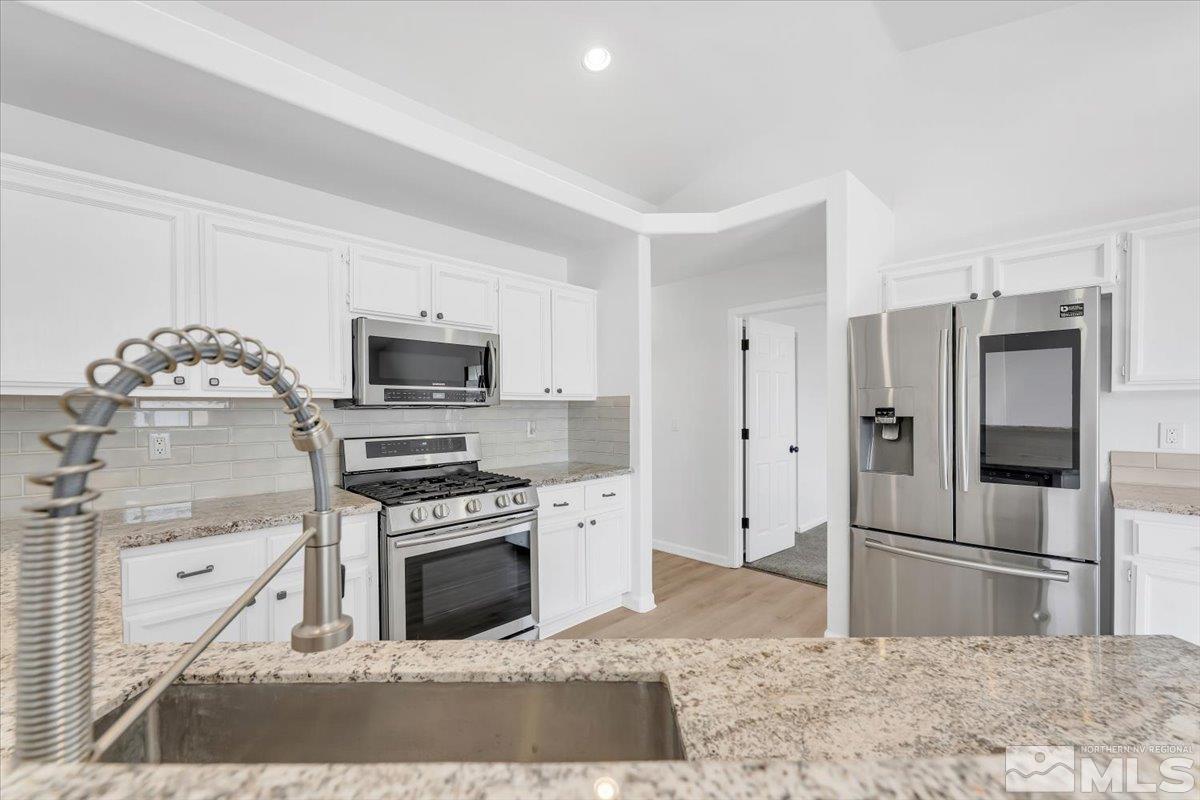 1222 Jacob Lane Property Photo 11