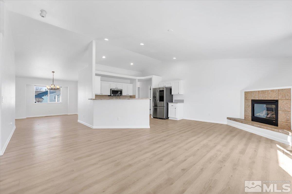1222 Jacob Ln Property Photo 6