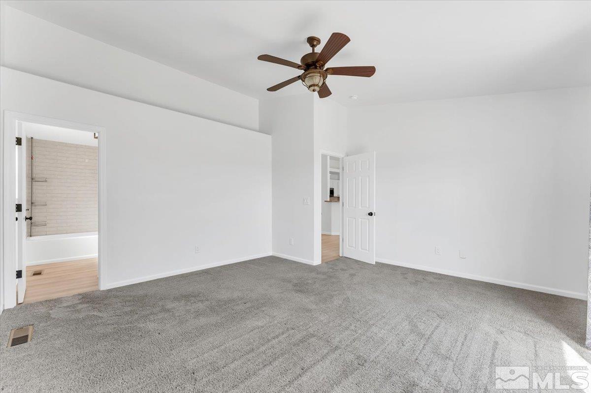 1222 Jacob Ln Property Photo 13