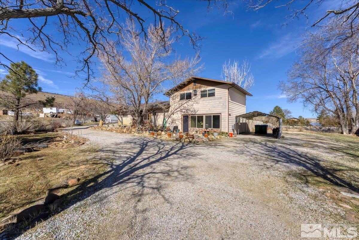 445 Us Highway 395 S Property Photo
